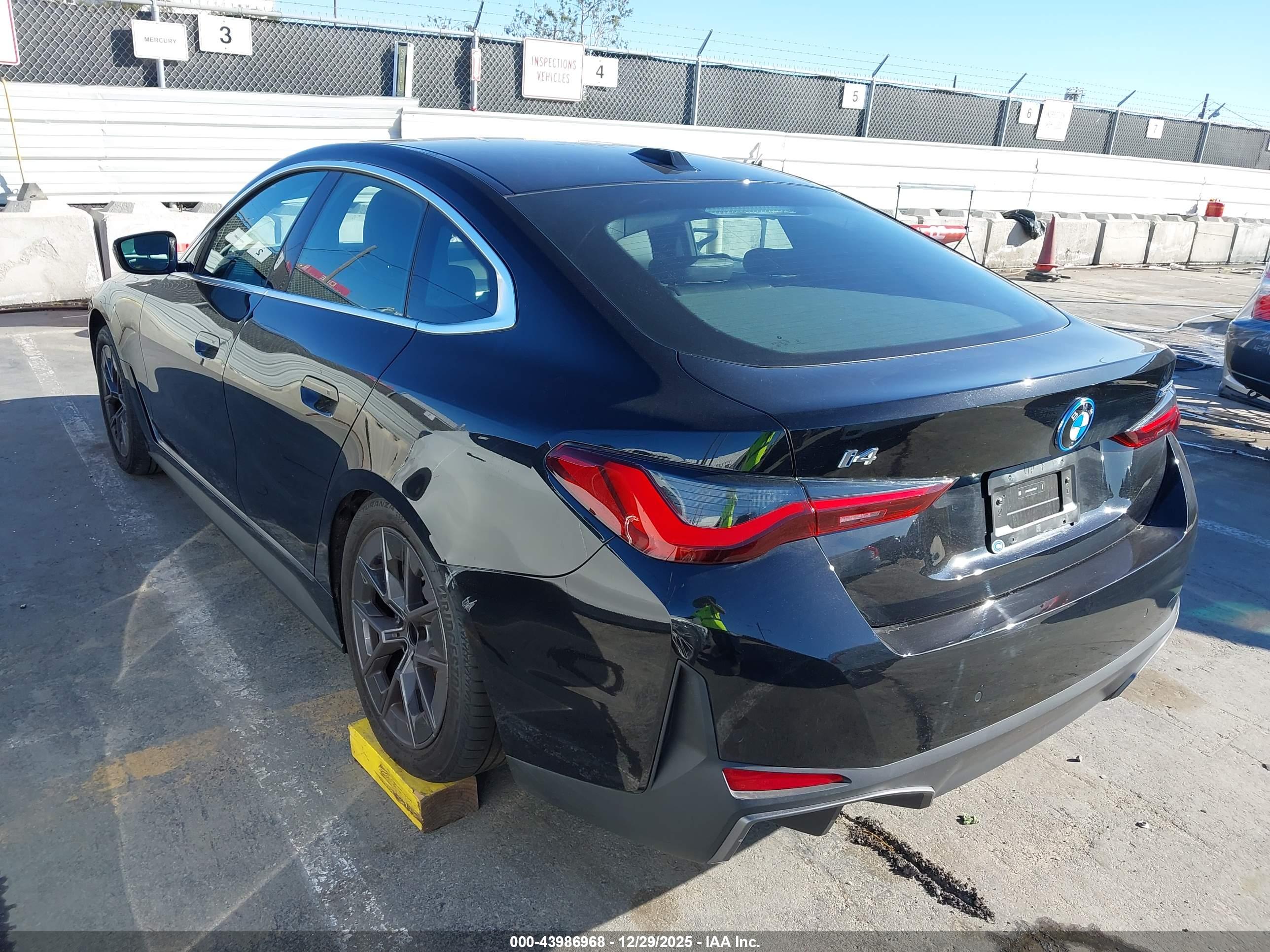 BMW I4 image 3