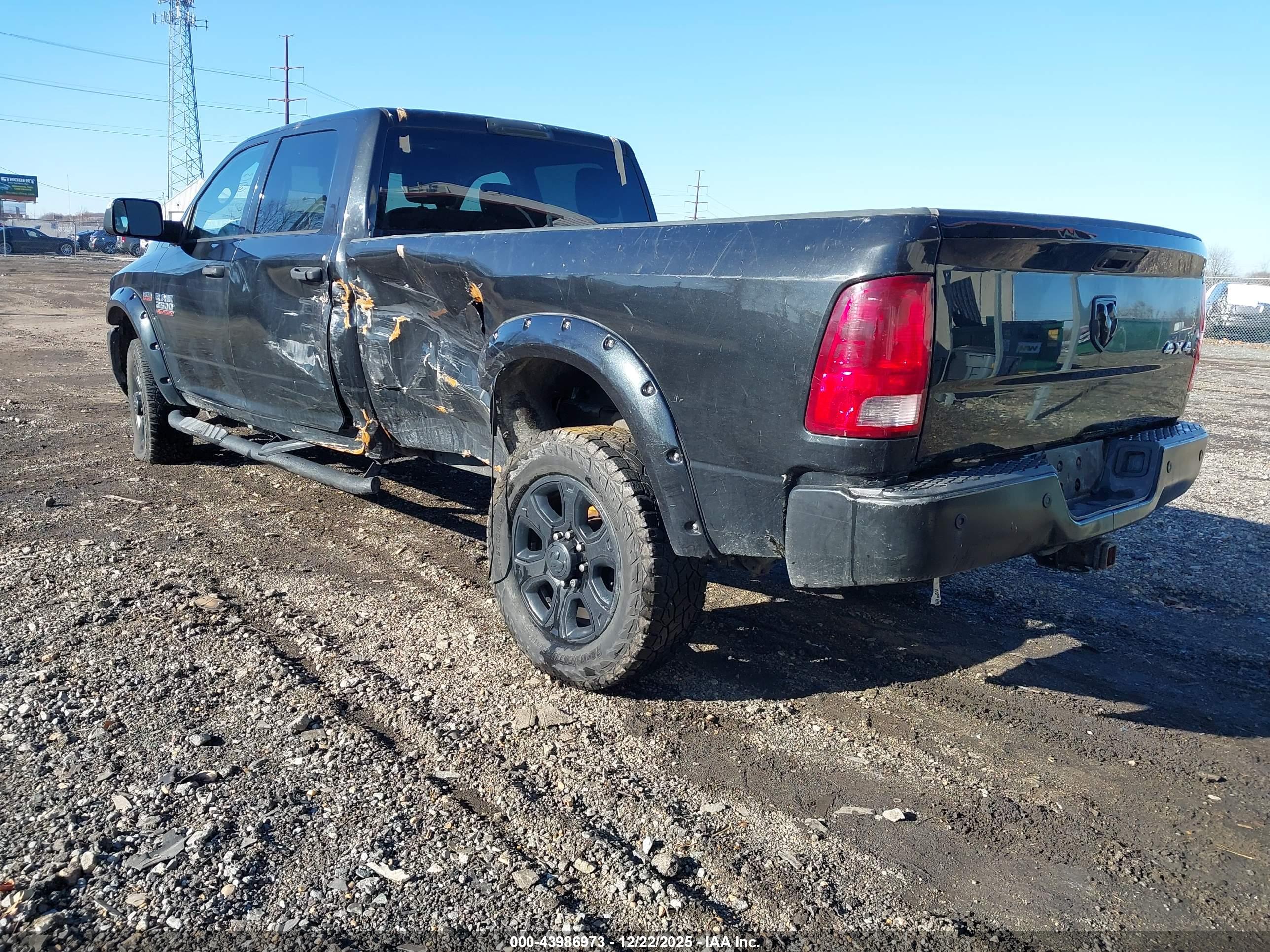 RAM 2500 image 3
