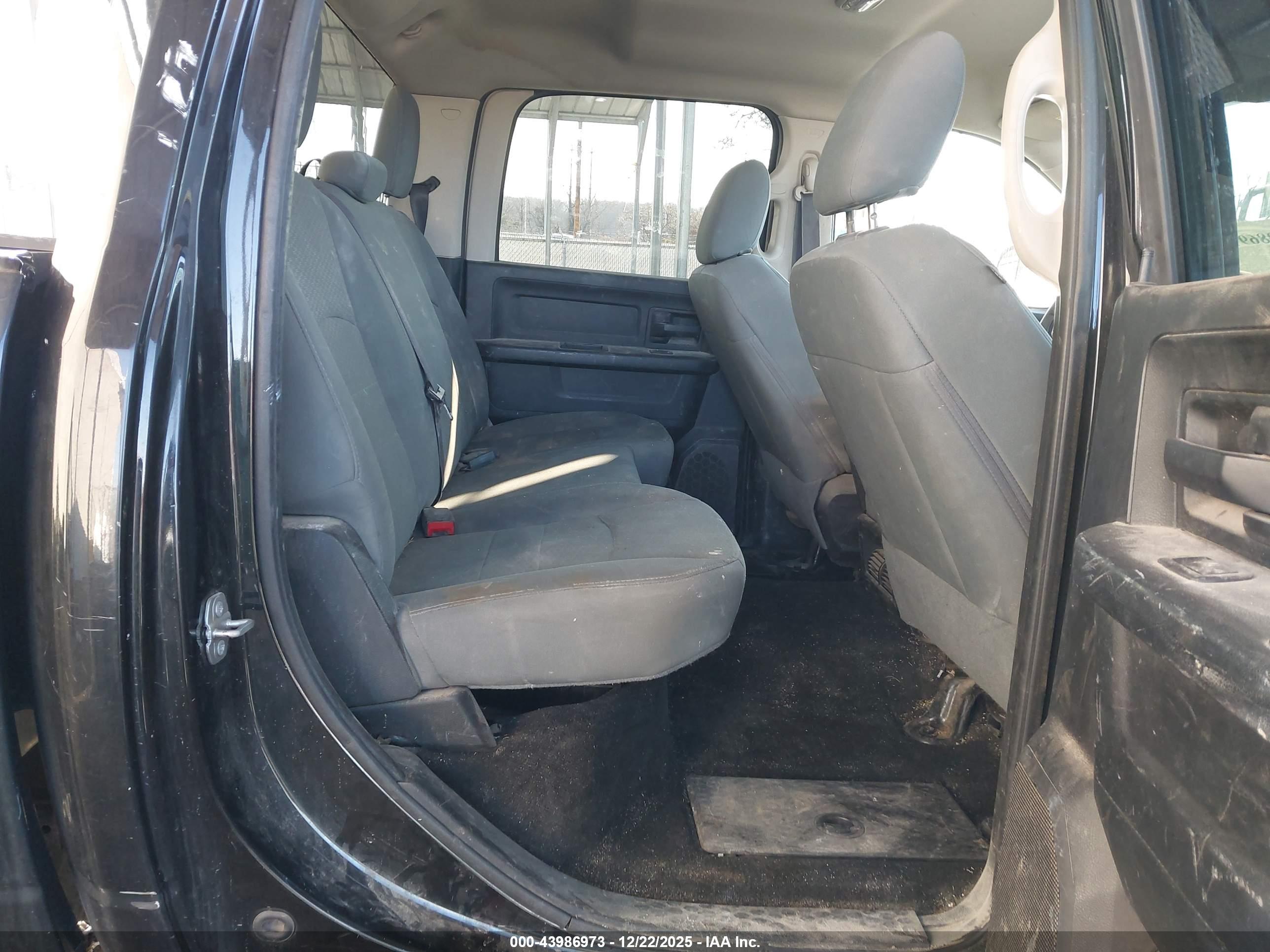 RAM 2500 image 8