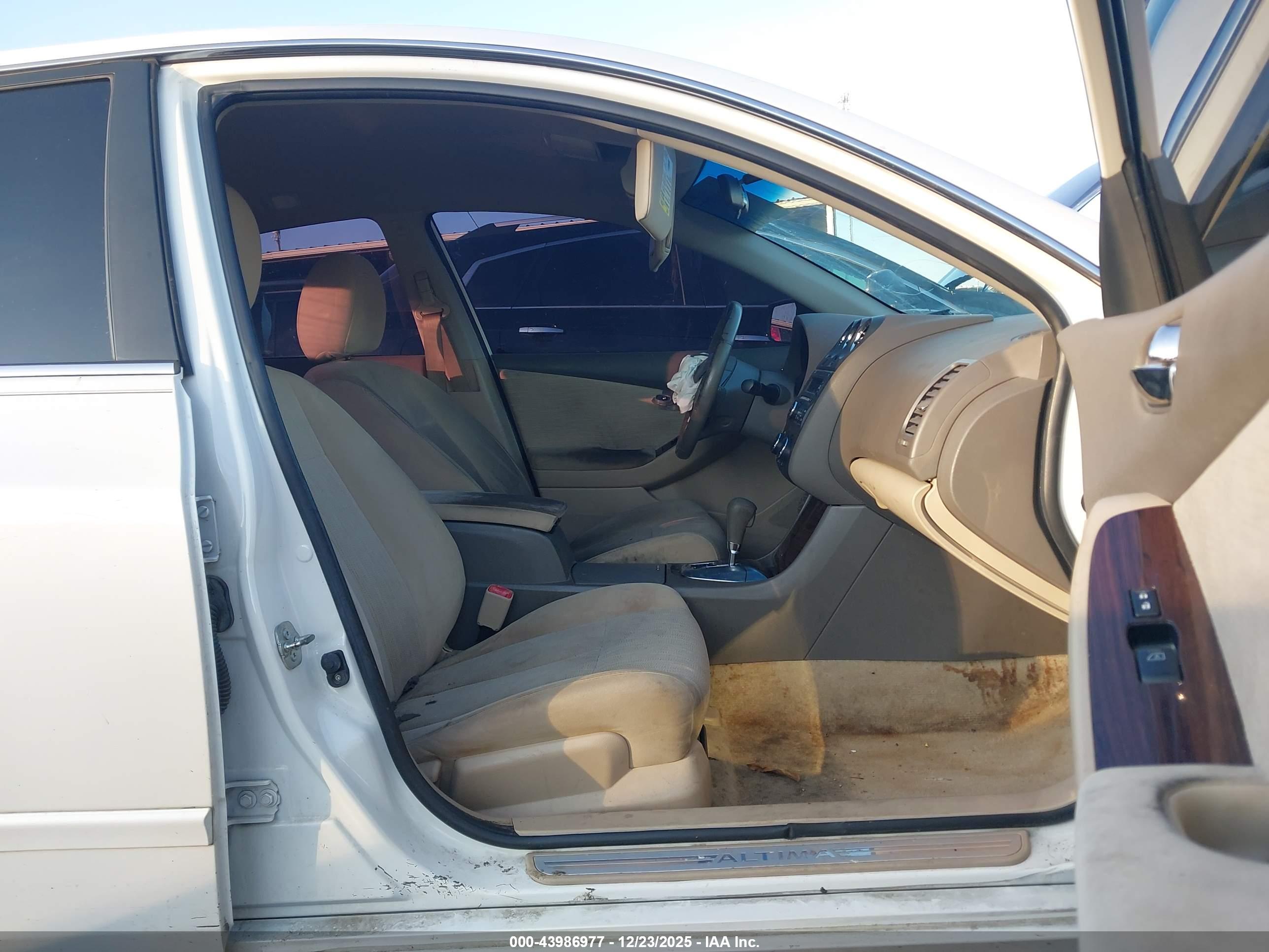 NISSAN ALTIMA image 5
