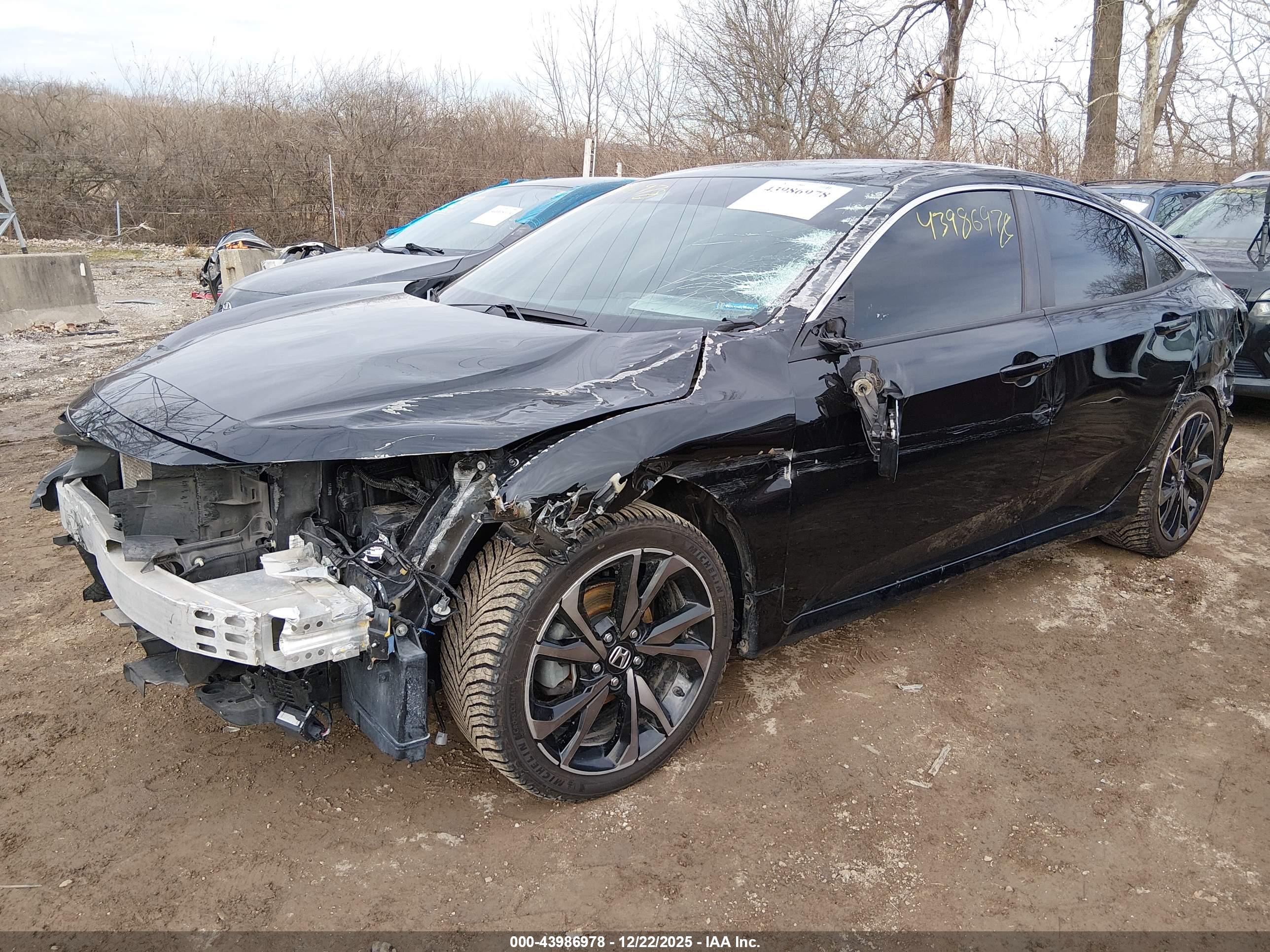 HONDA CIVIC image 2
