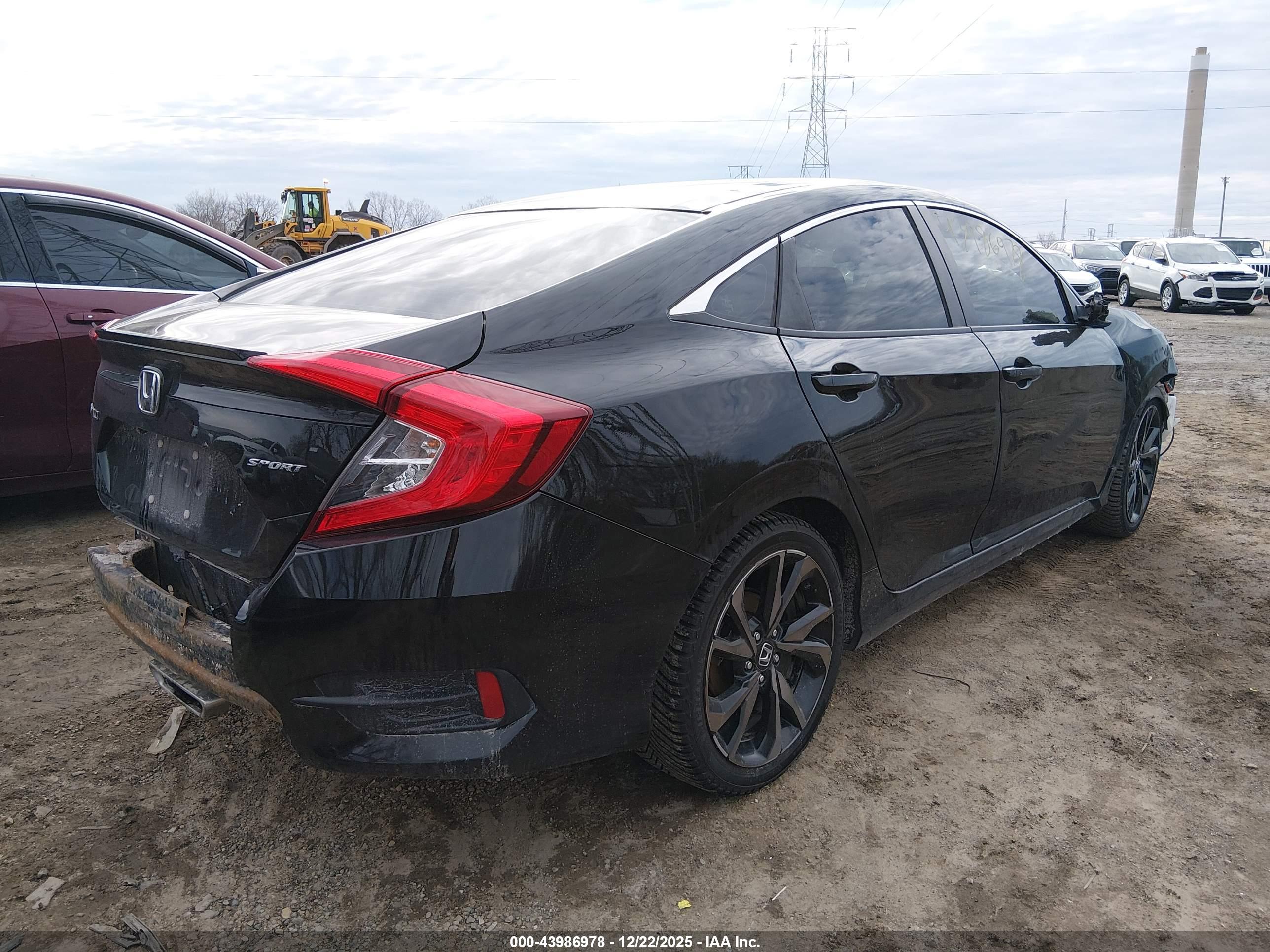 HONDA CIVIC image 4