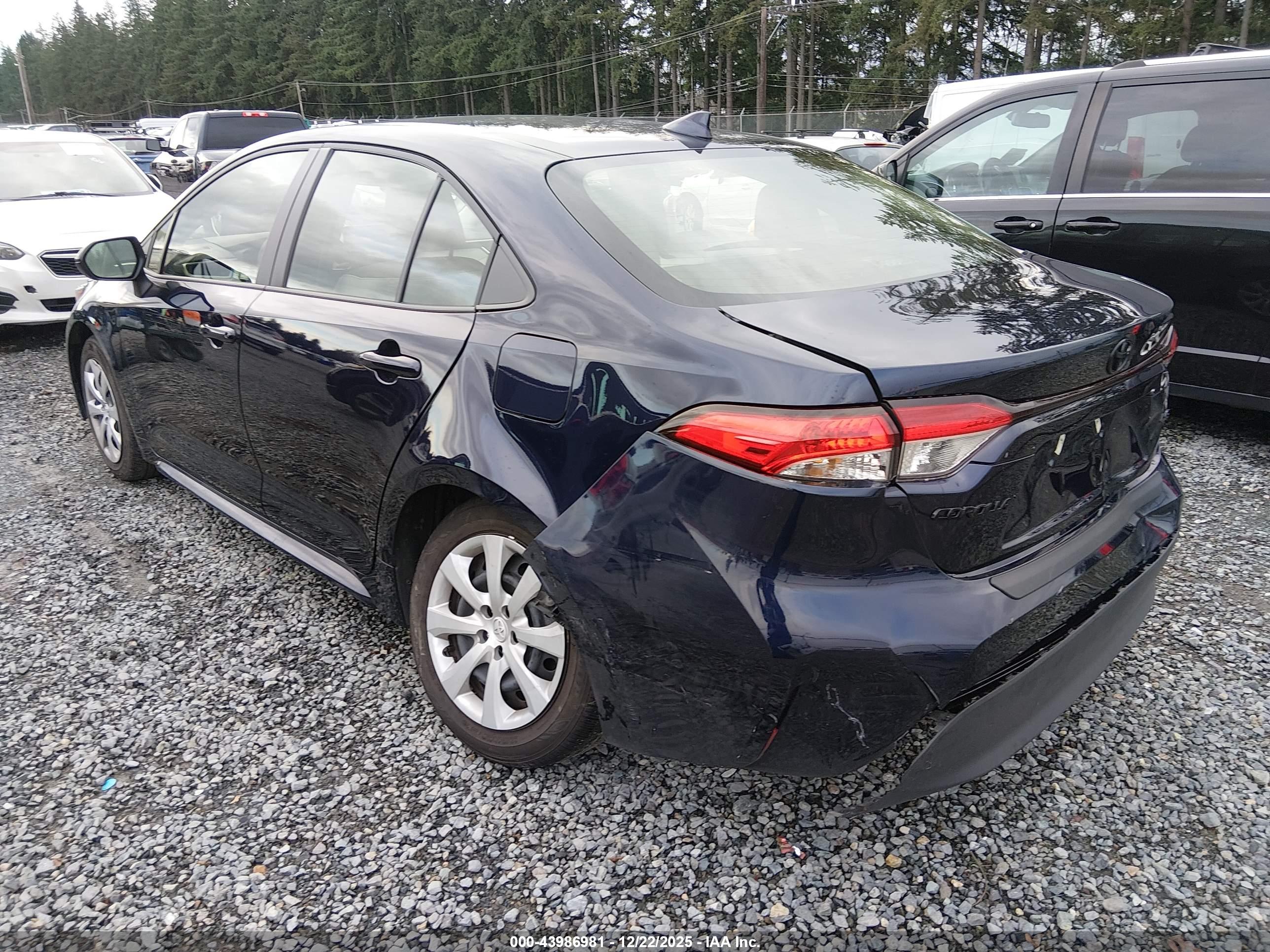 TOYOTA COROLLA image 3
