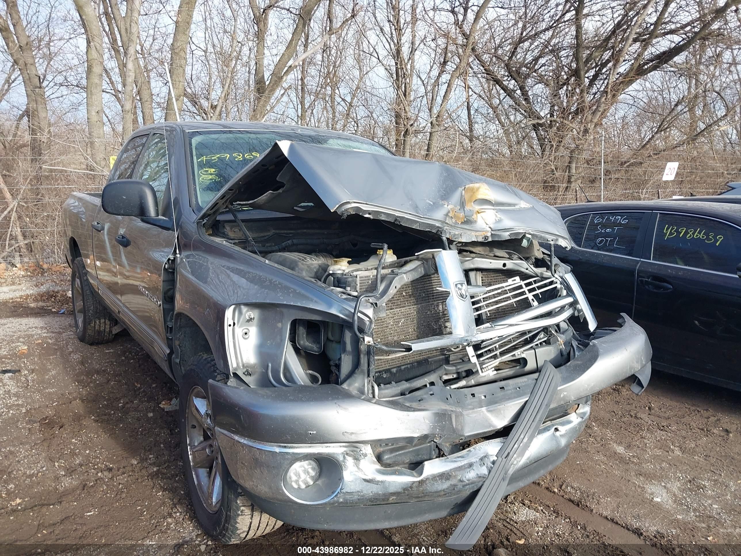 DODGE RAM image 6