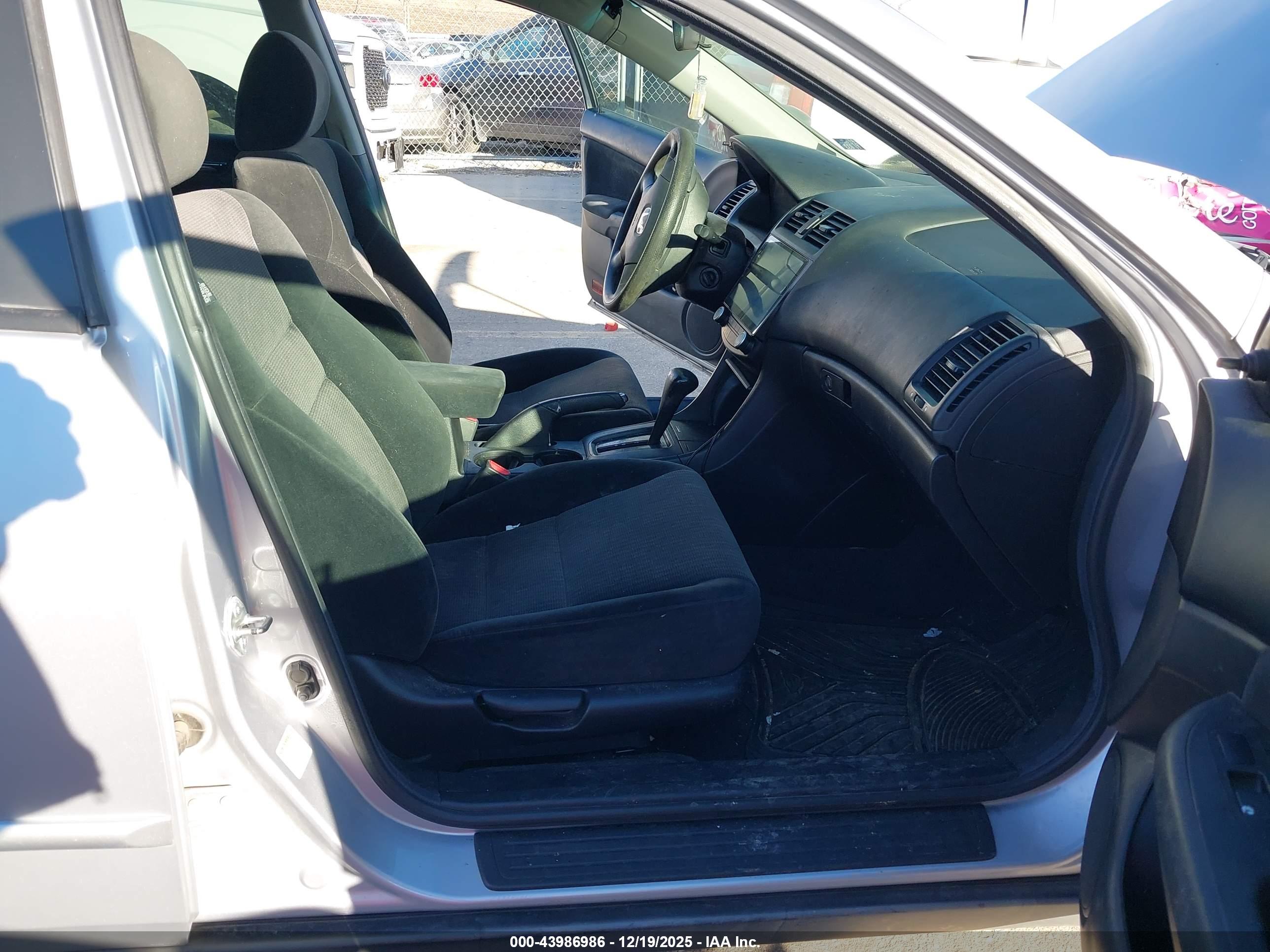 HONDA ACCORD image 5