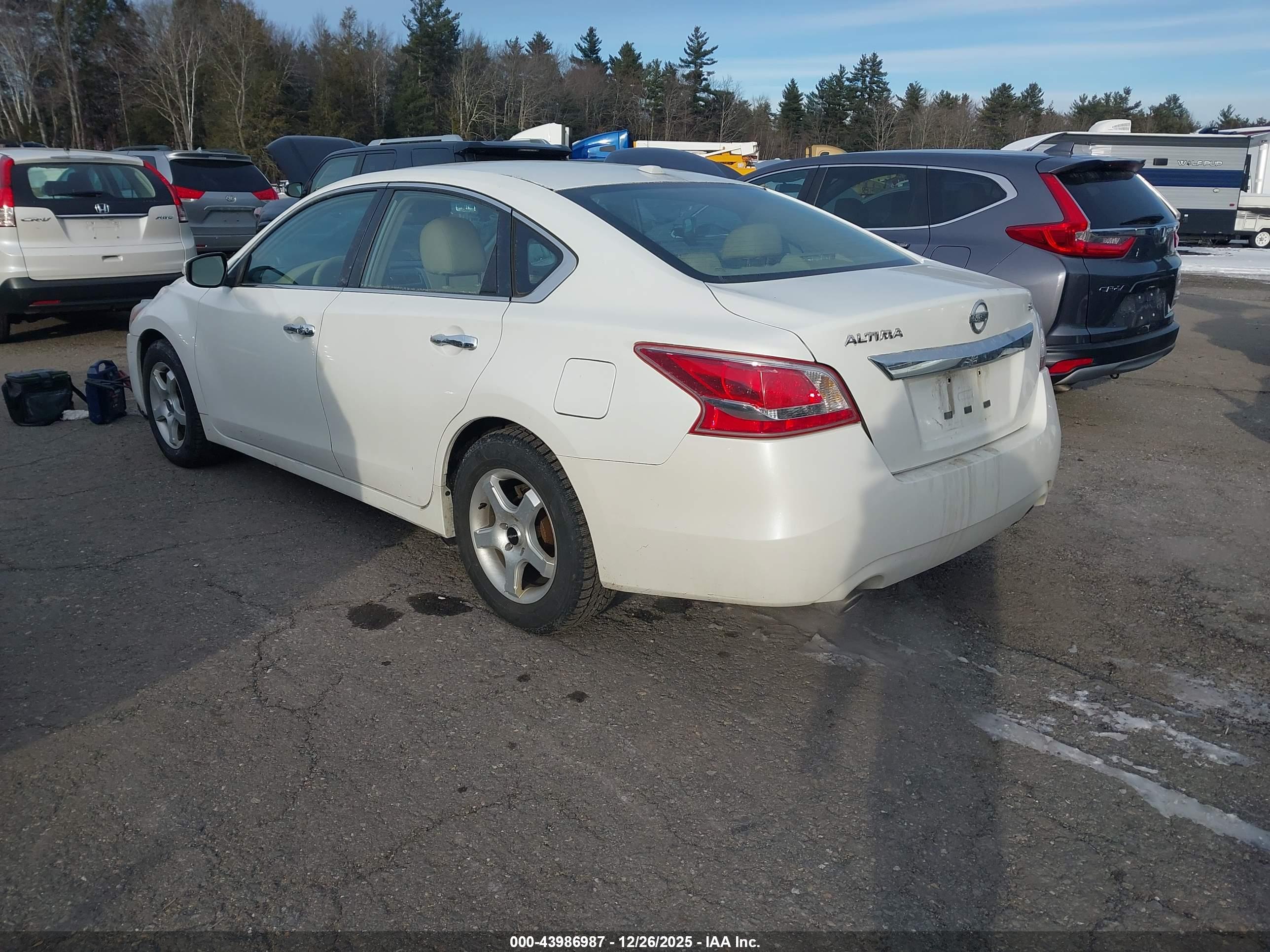 NISSAN ALTIMA image 3