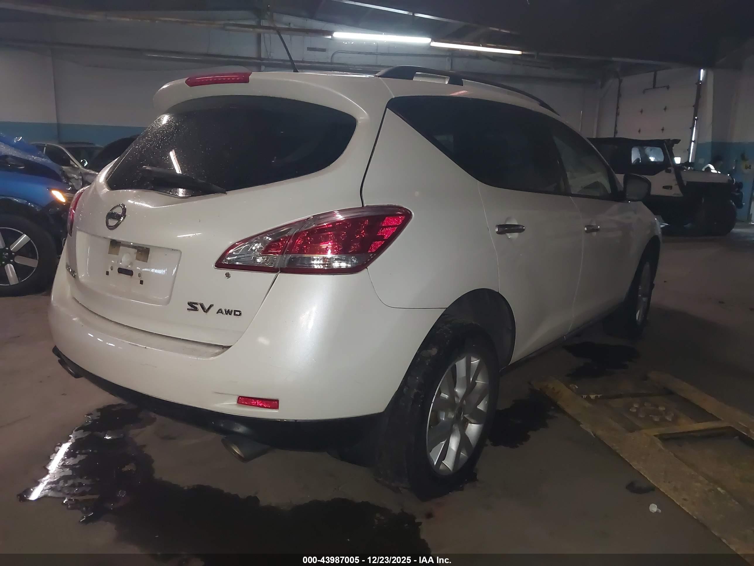 NISSAN MURANO image 4