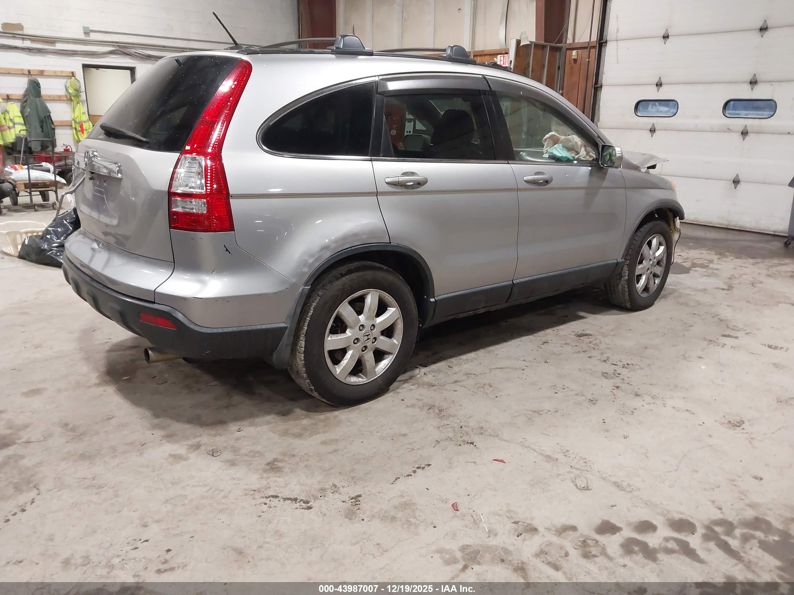 HONDA CR-V image 4