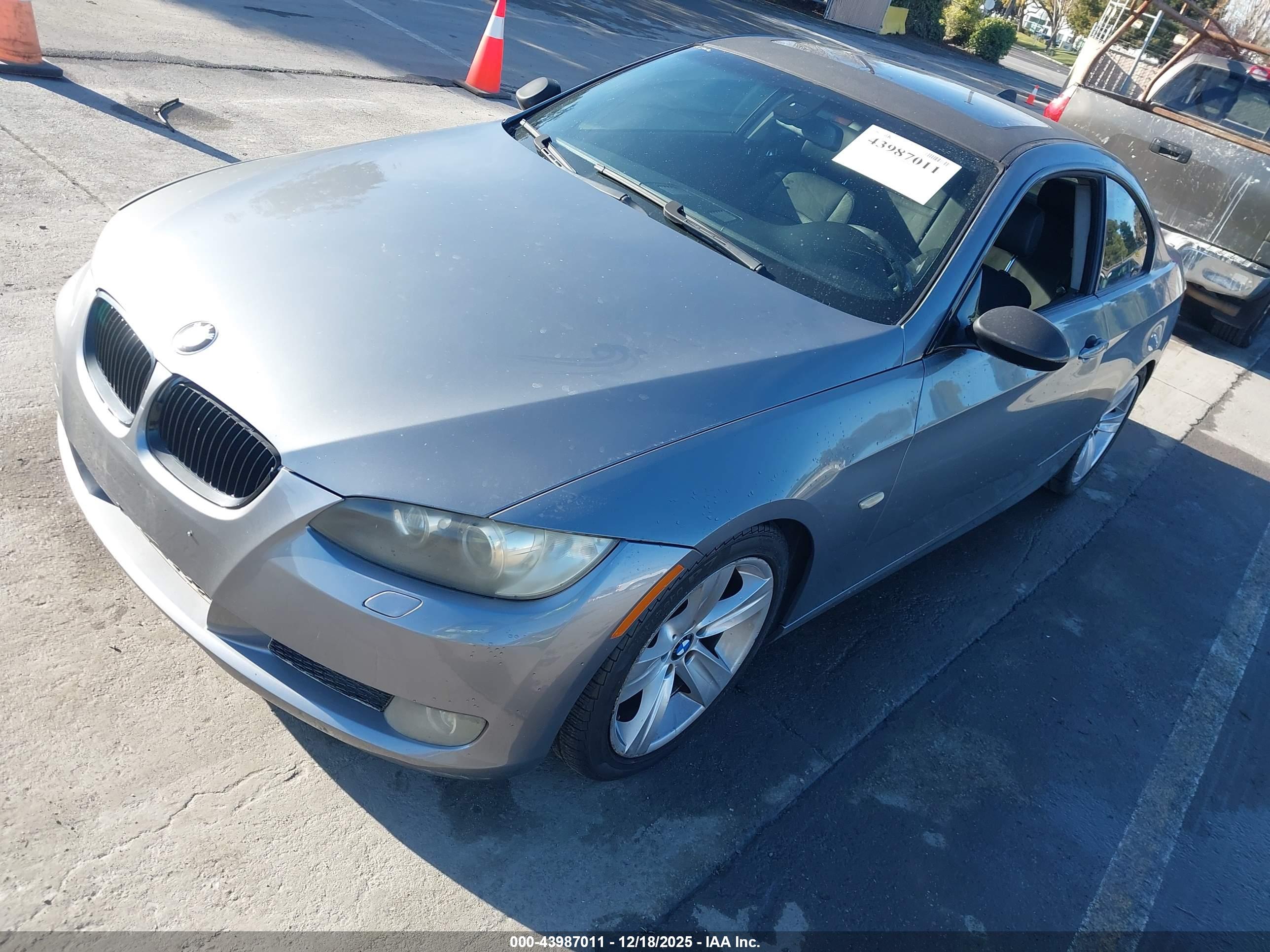 BMW 335I image 2