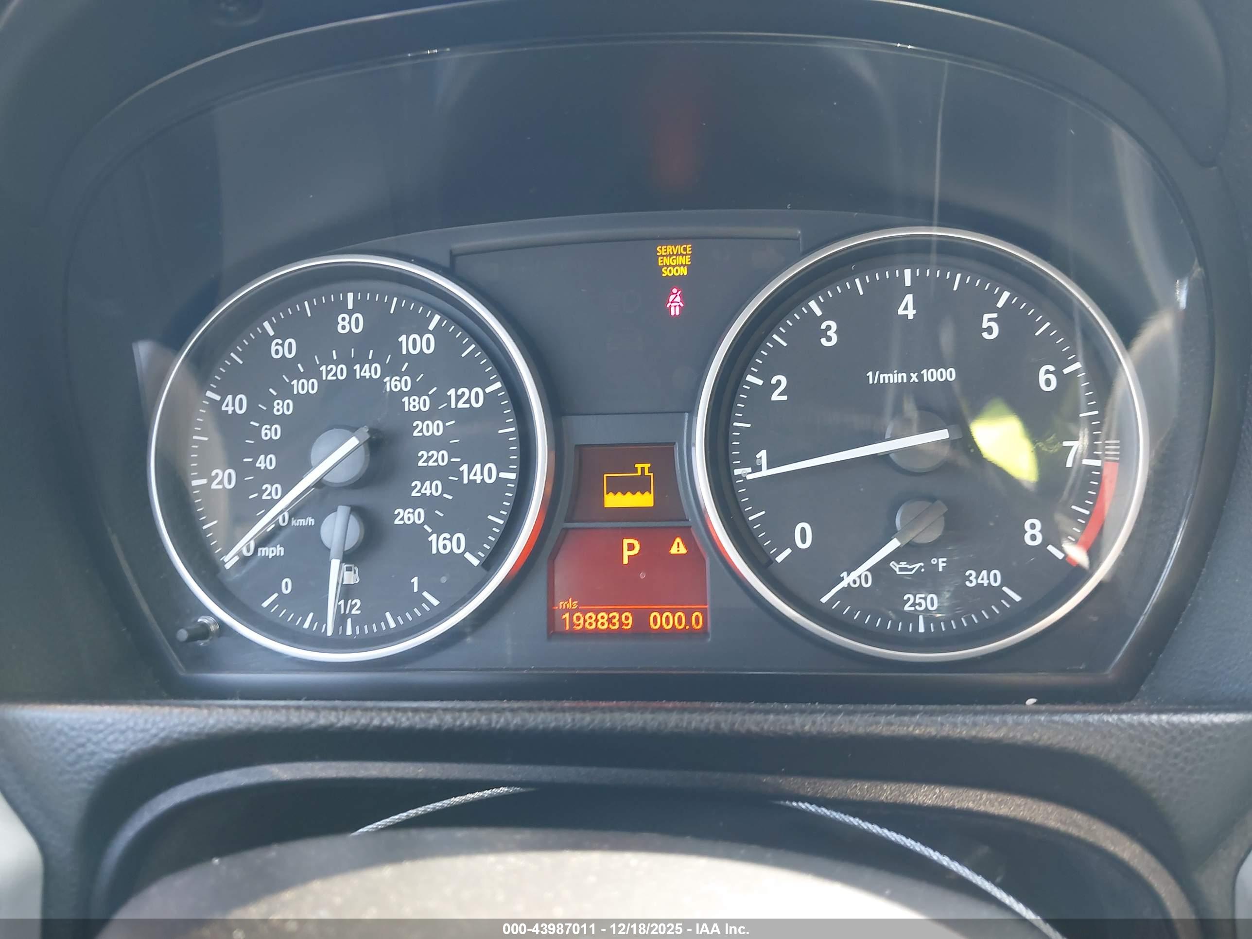 BMW 335I image 7