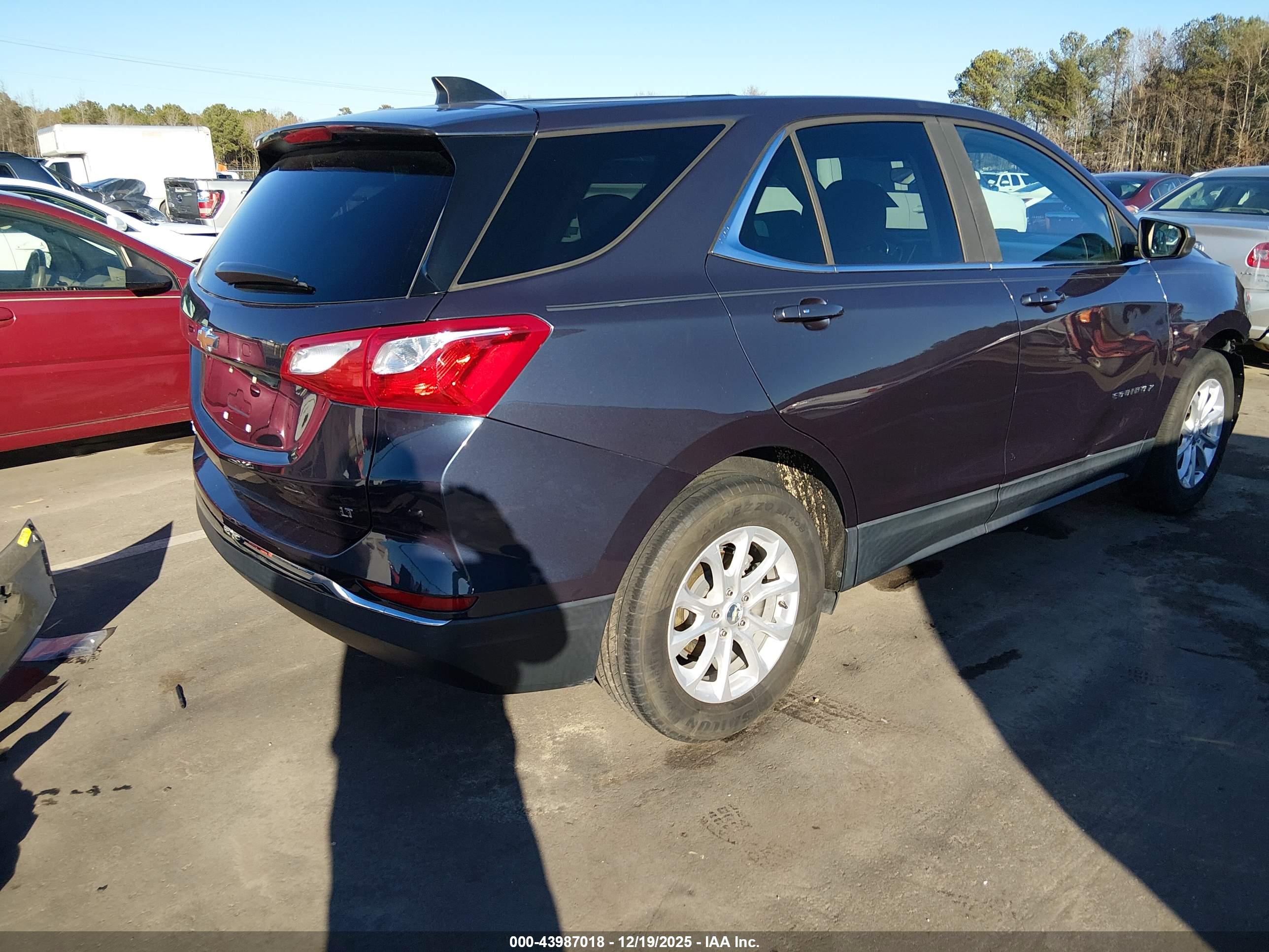 CHEVROLET EQUINOX image 4