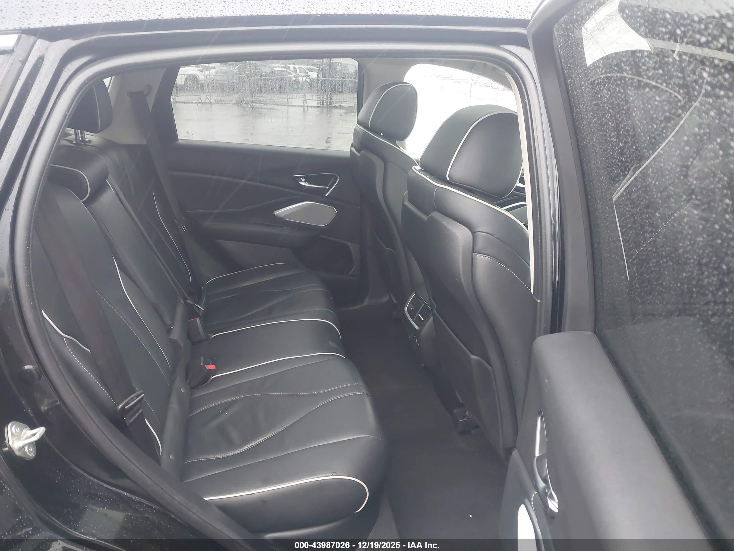 ACURA RDX image 8
