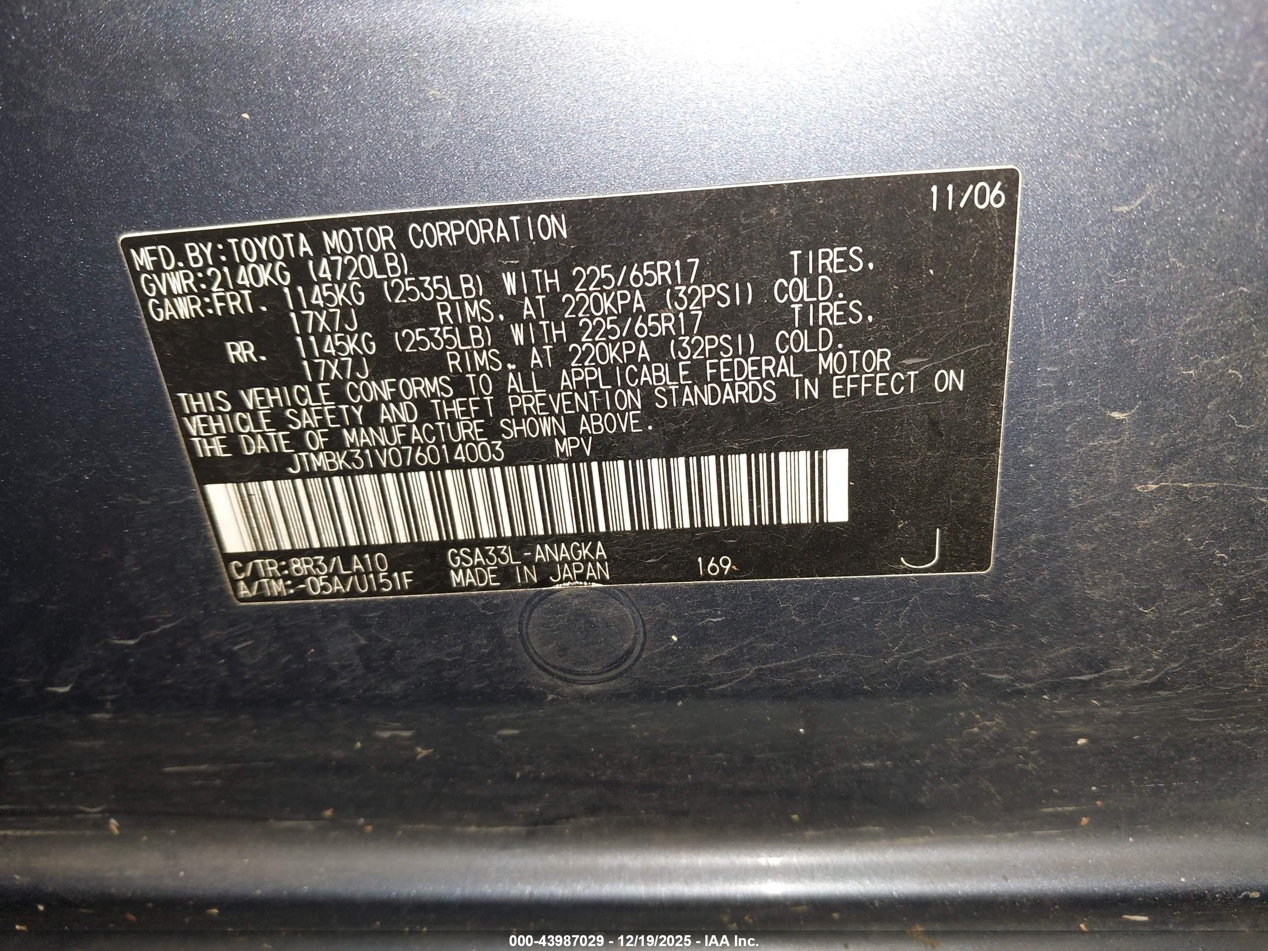 TOYOTA RAV4 image 9