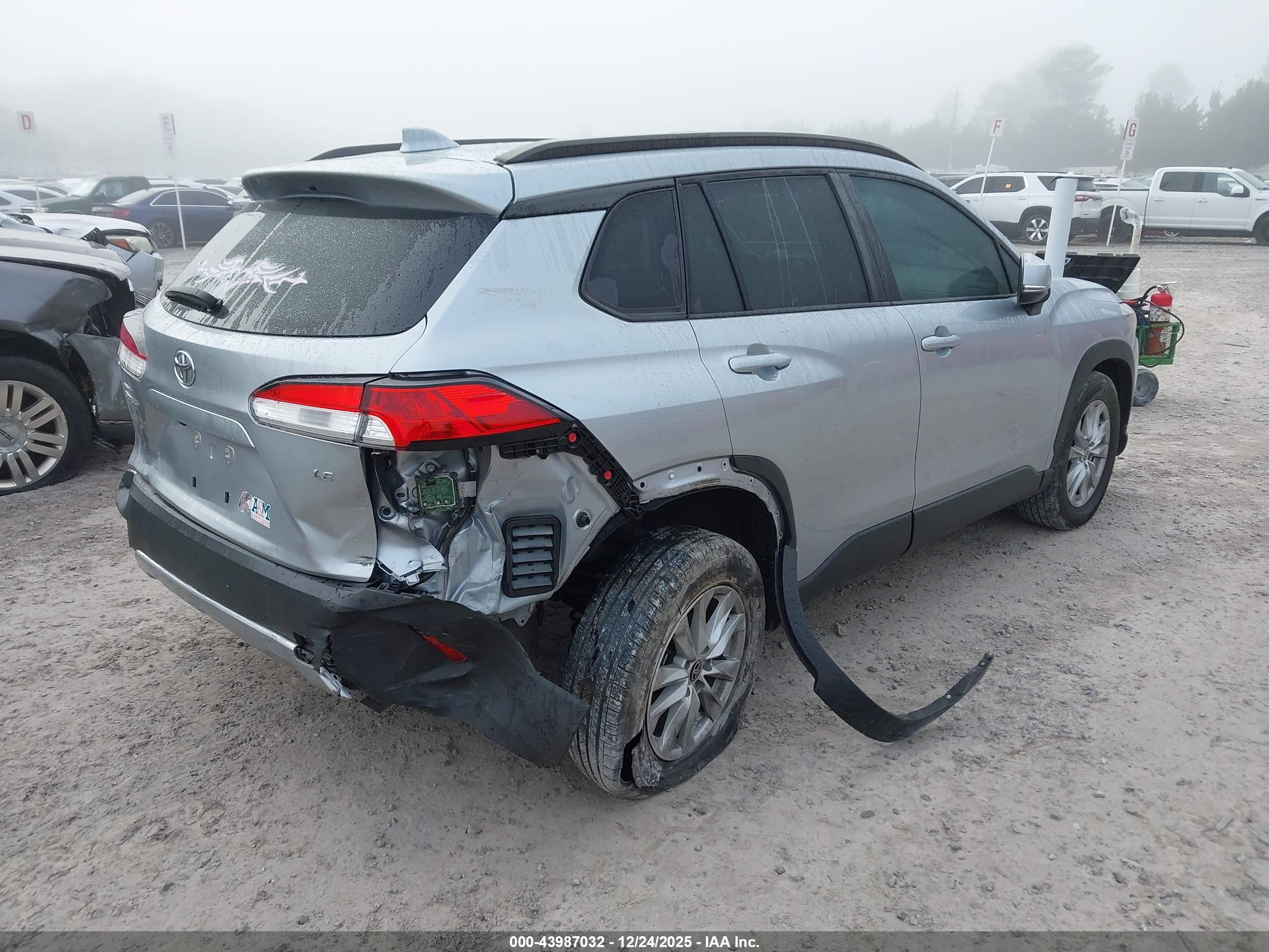 TOYOTA COROLLA image 4