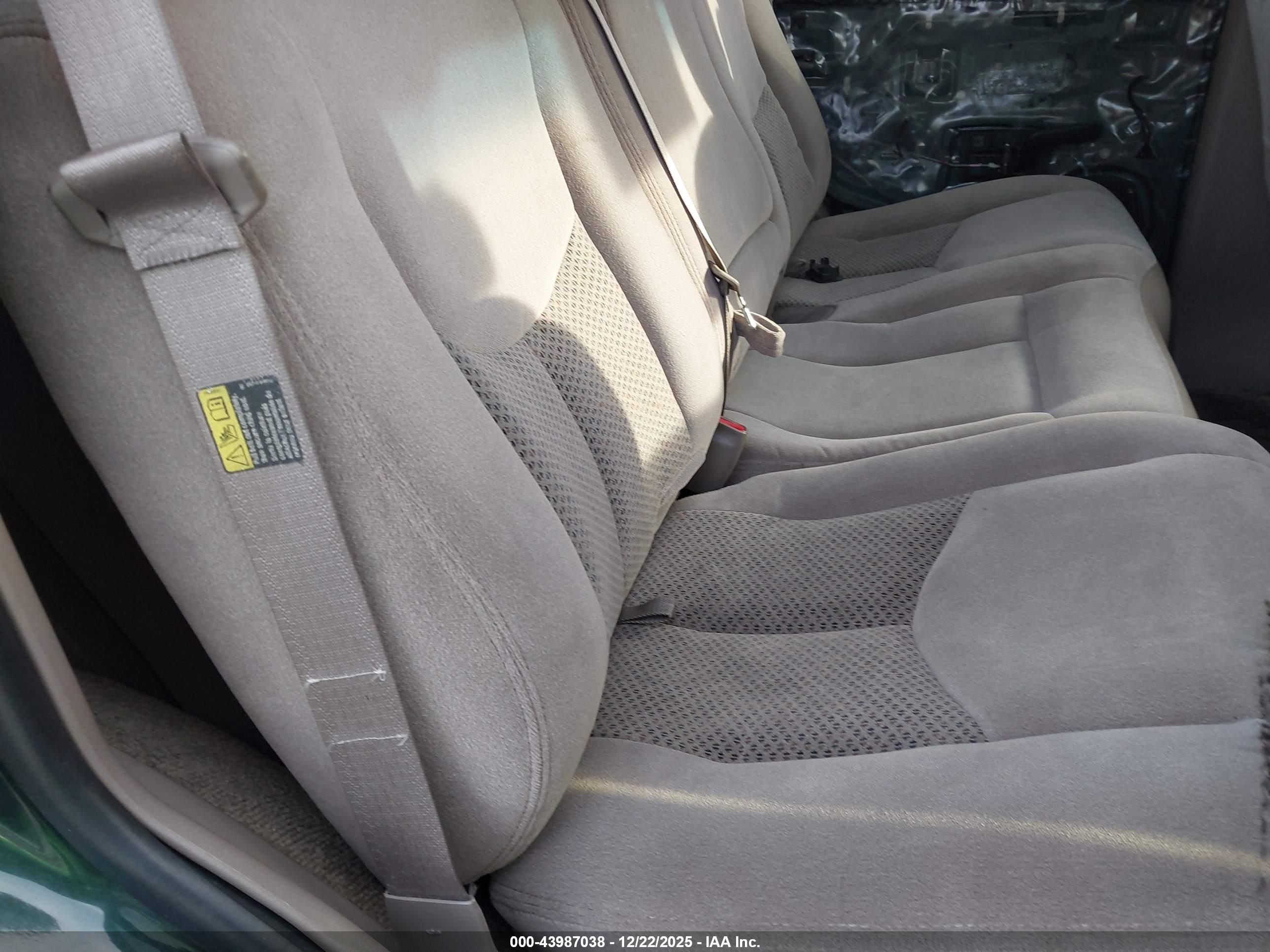 CHEVROLET TAHOE image 8