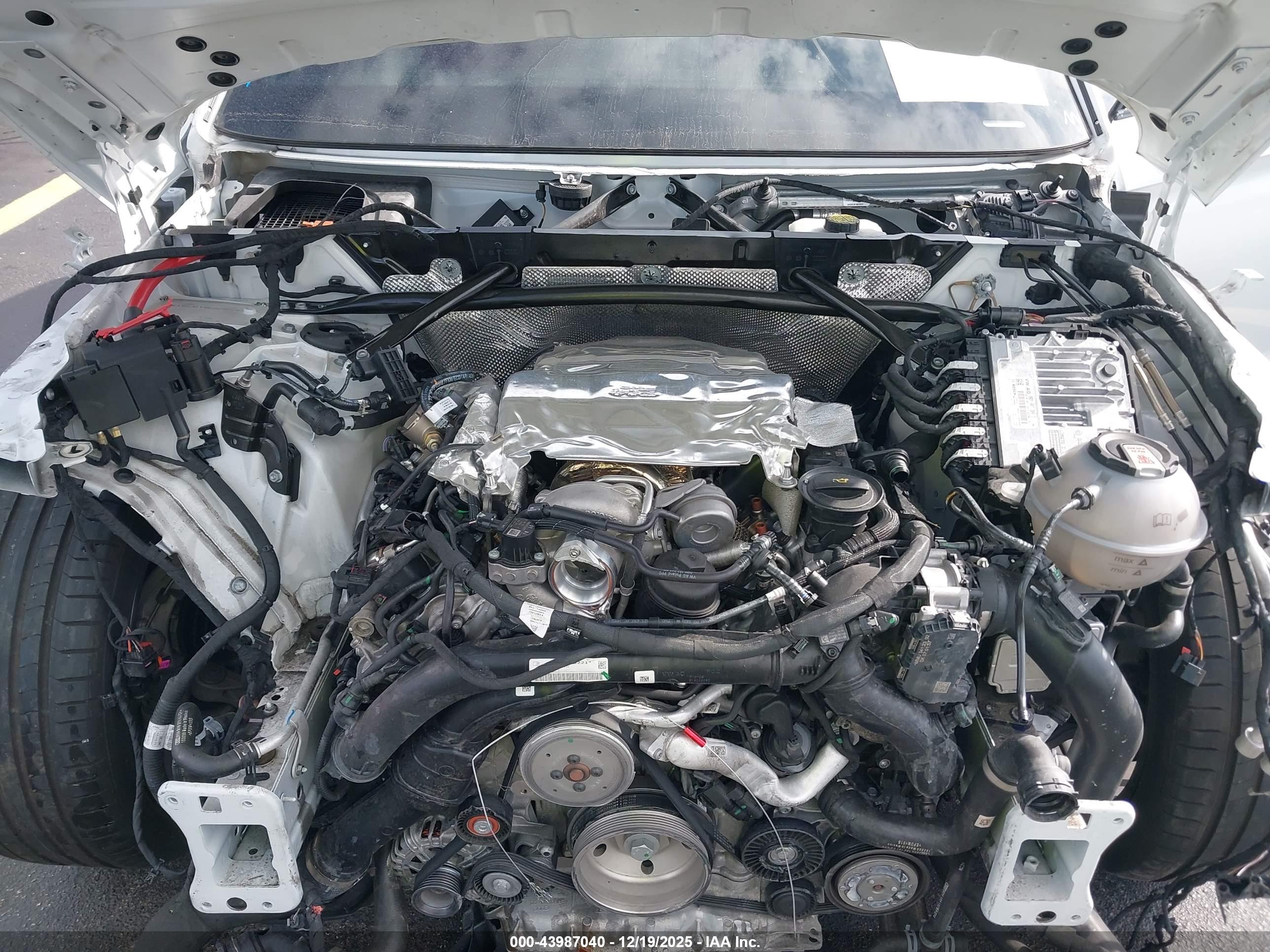 AUDI SQ5 image 10