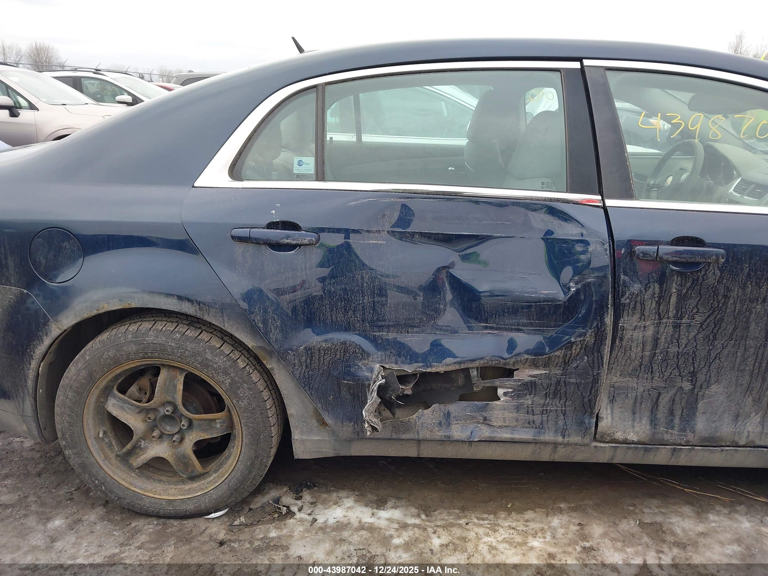 CHEVROLET MALIBU image 6