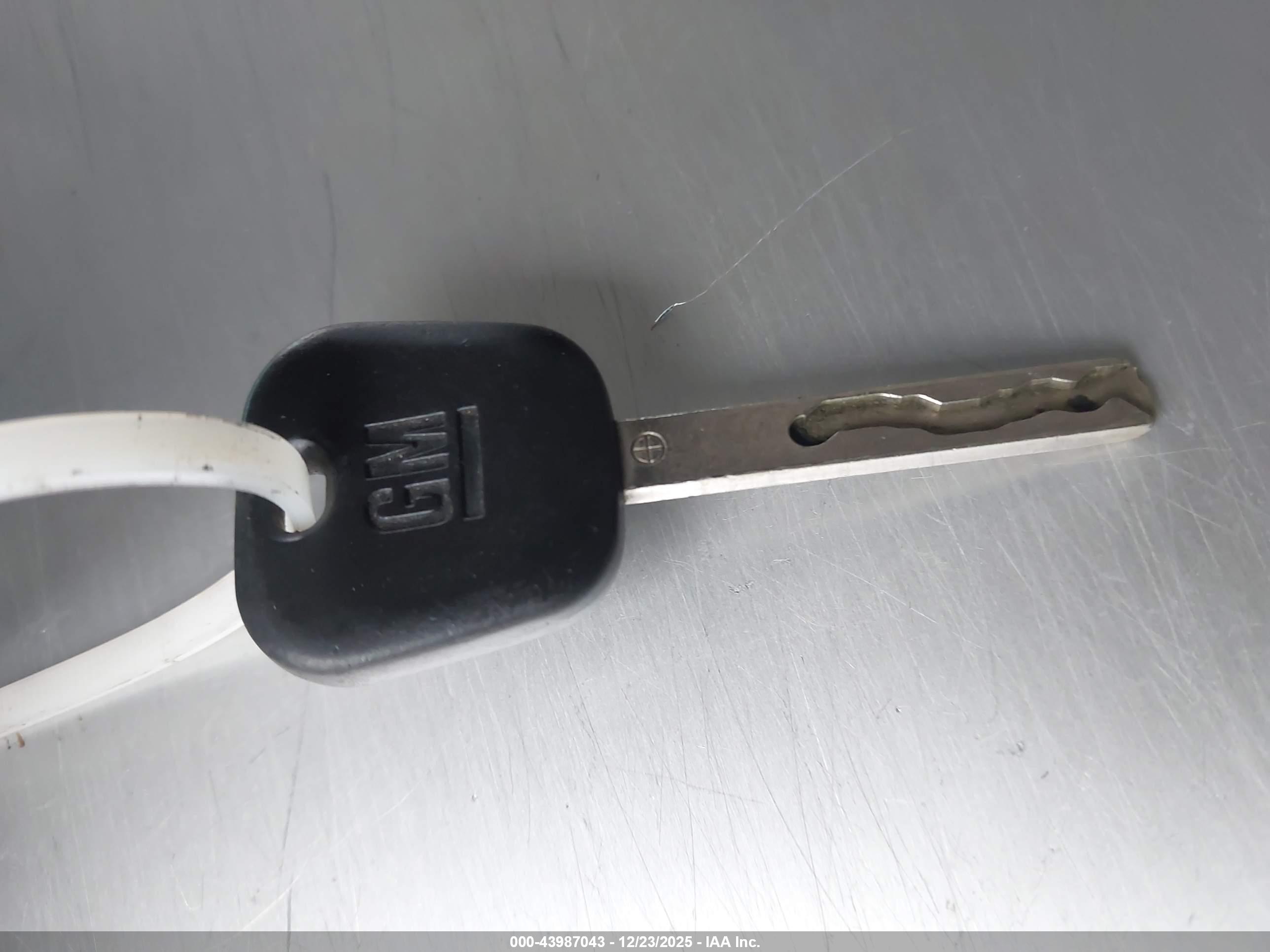CHEVROLET EXPRESS image 11