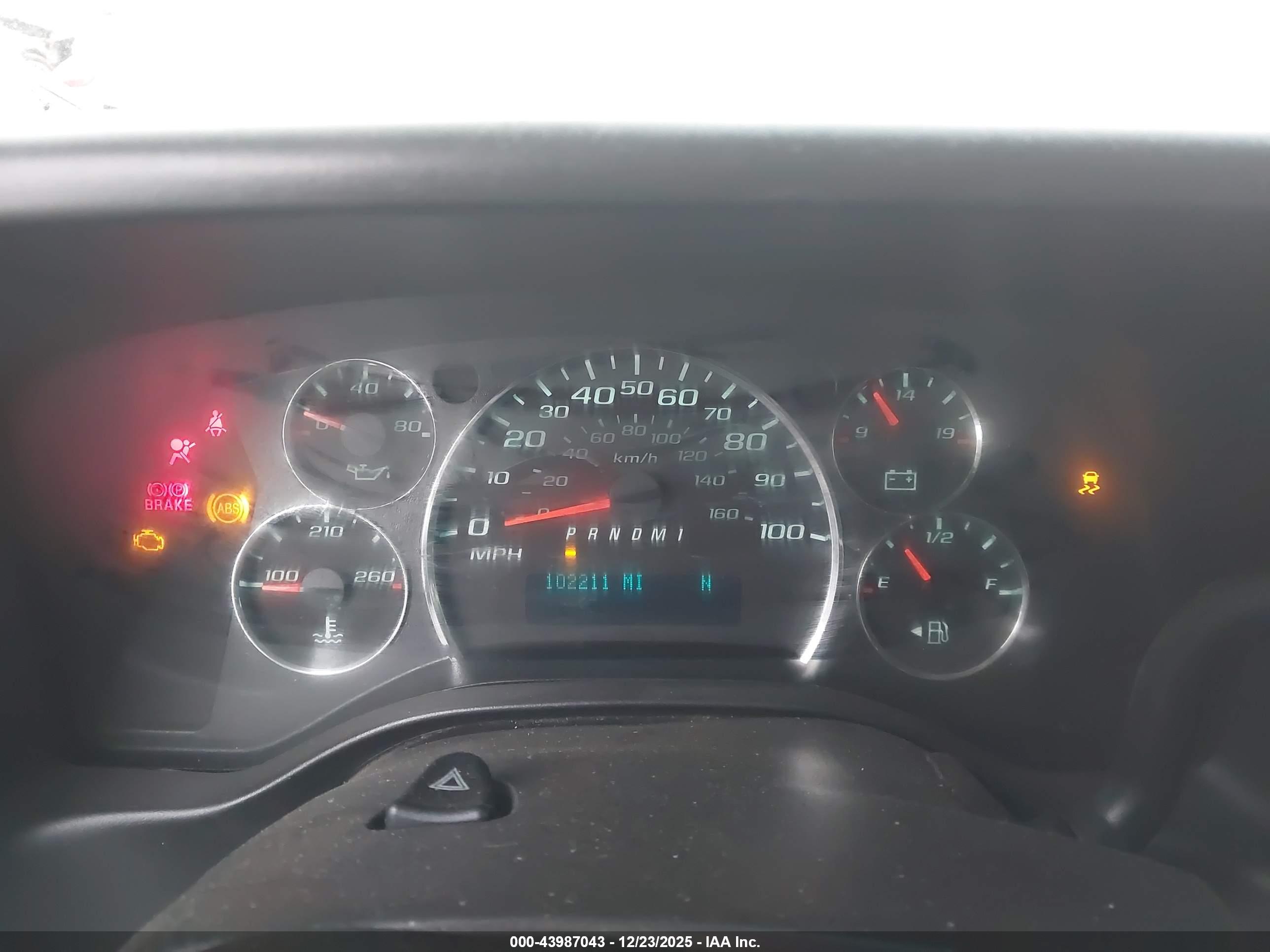 CHEVROLET EXPRESS image 7