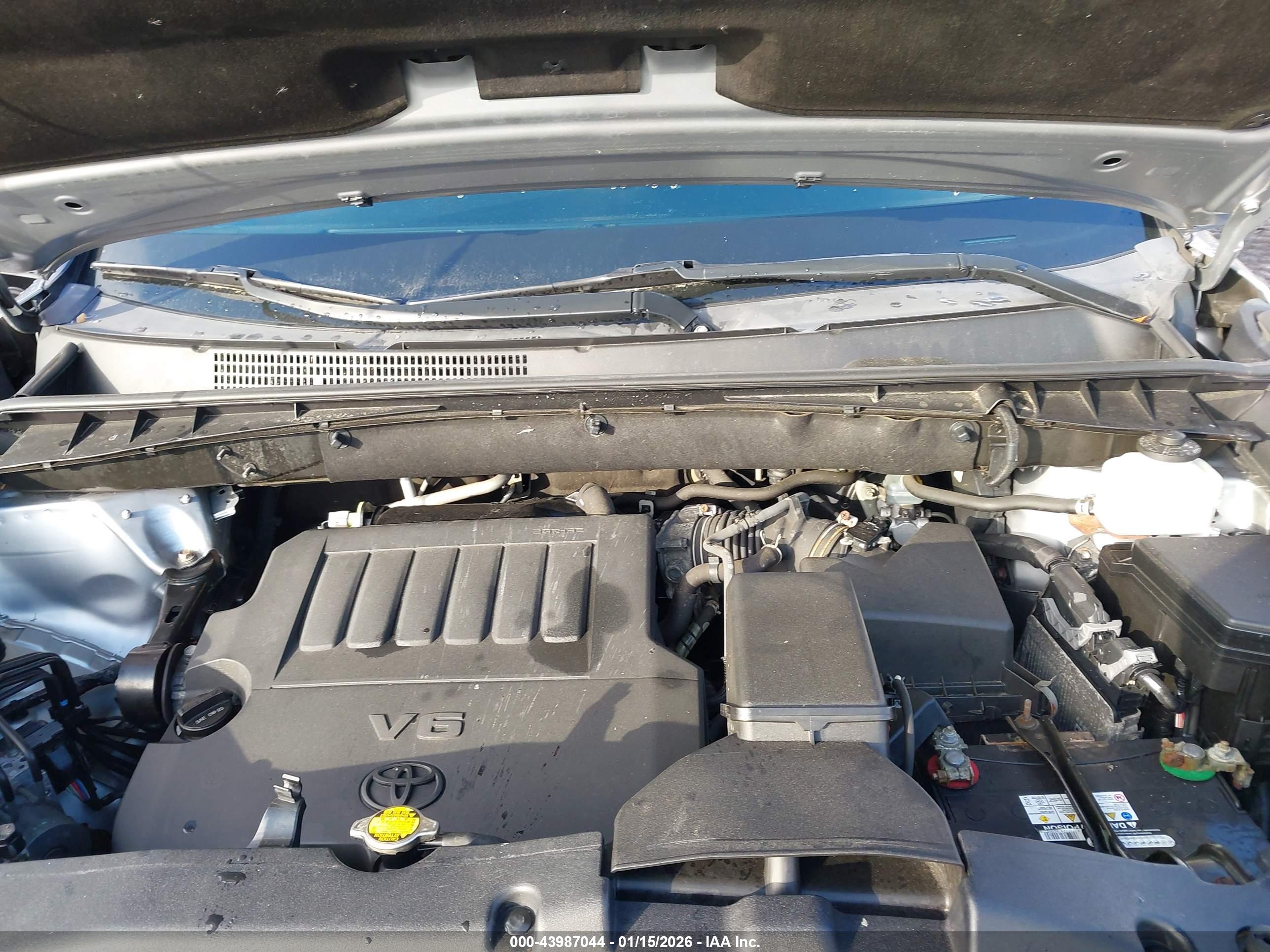 TOYOTA HIGHLANDER image 10