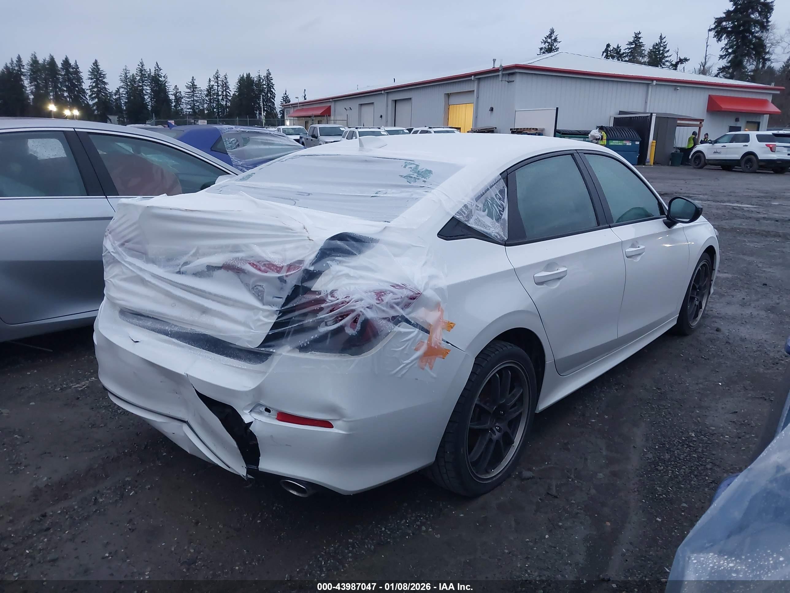 HONDA CIVIC image 4