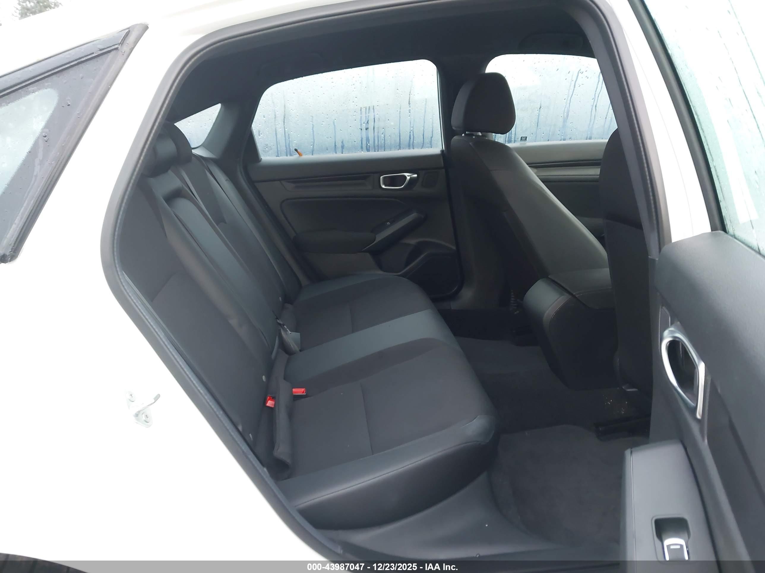 HONDA CIVIC image 8