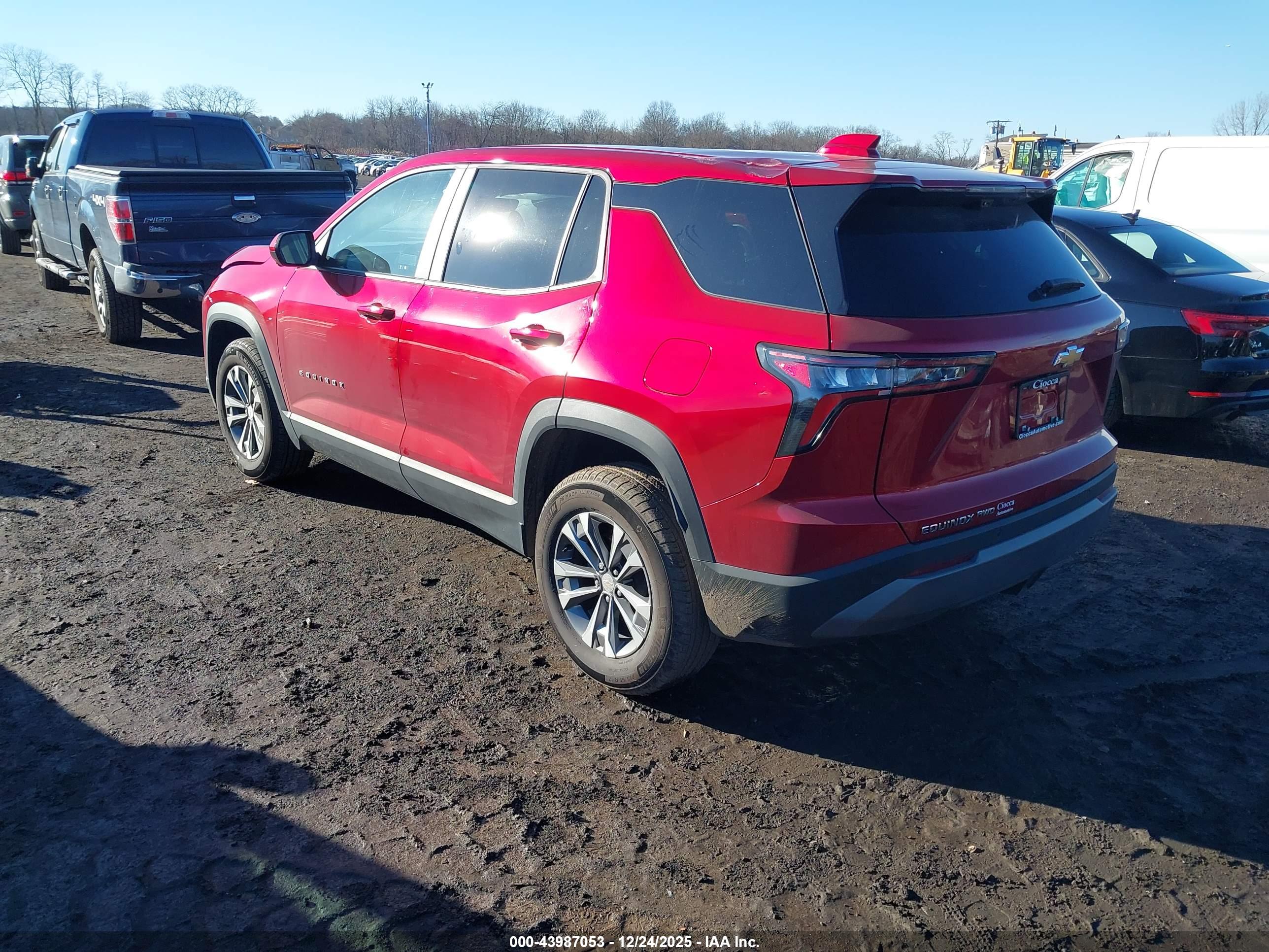 CHEVROLET EQUINOX image 3