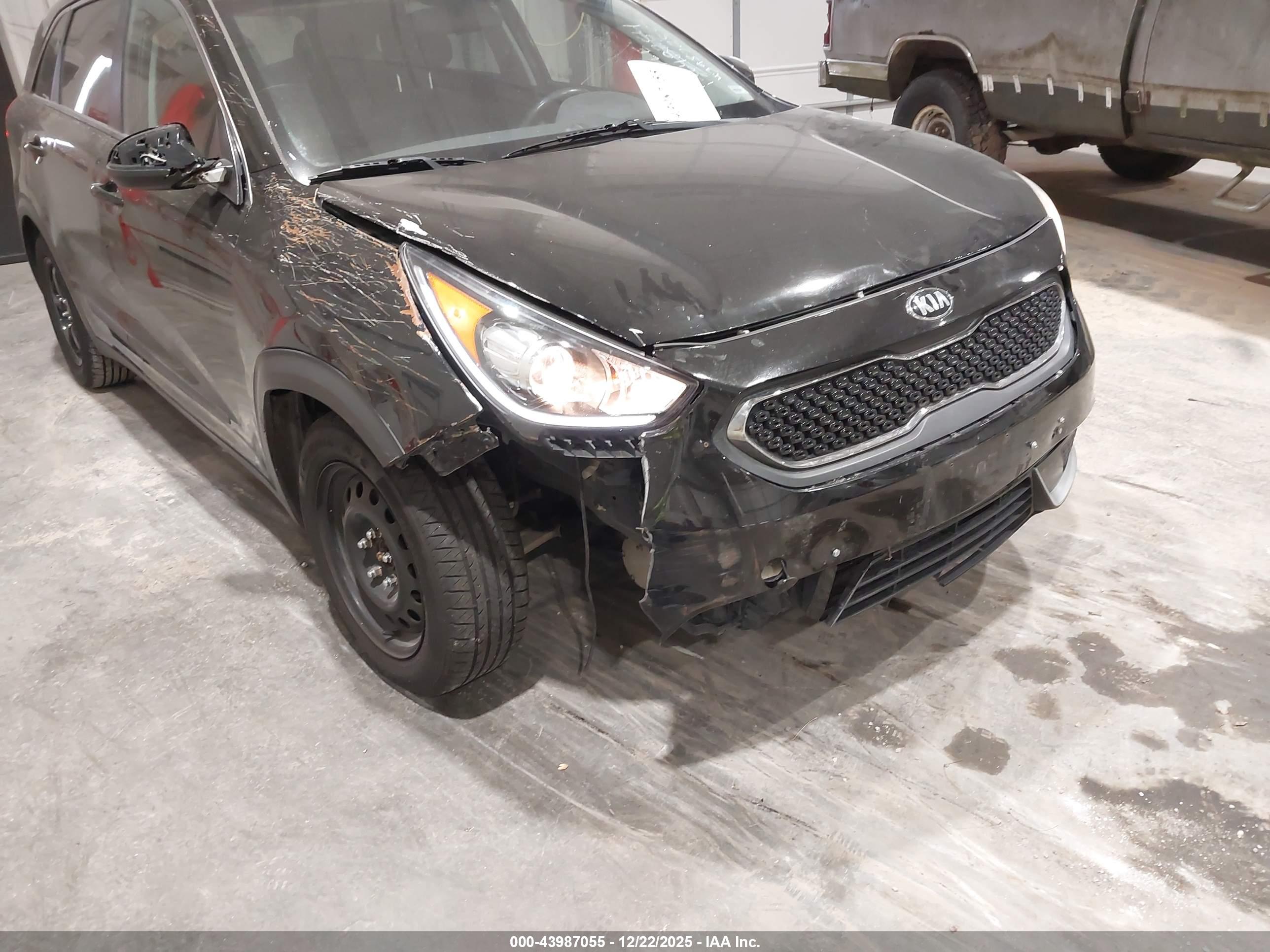 KIA NIRO image 6