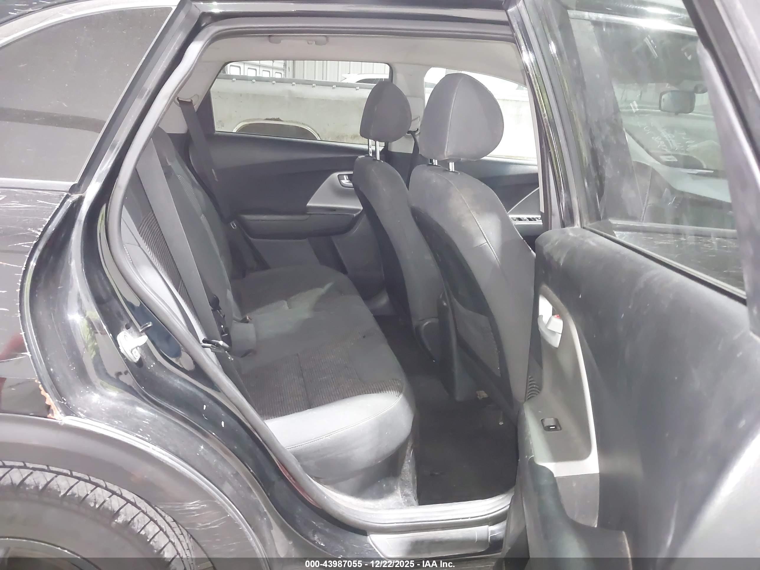 KIA NIRO image 8