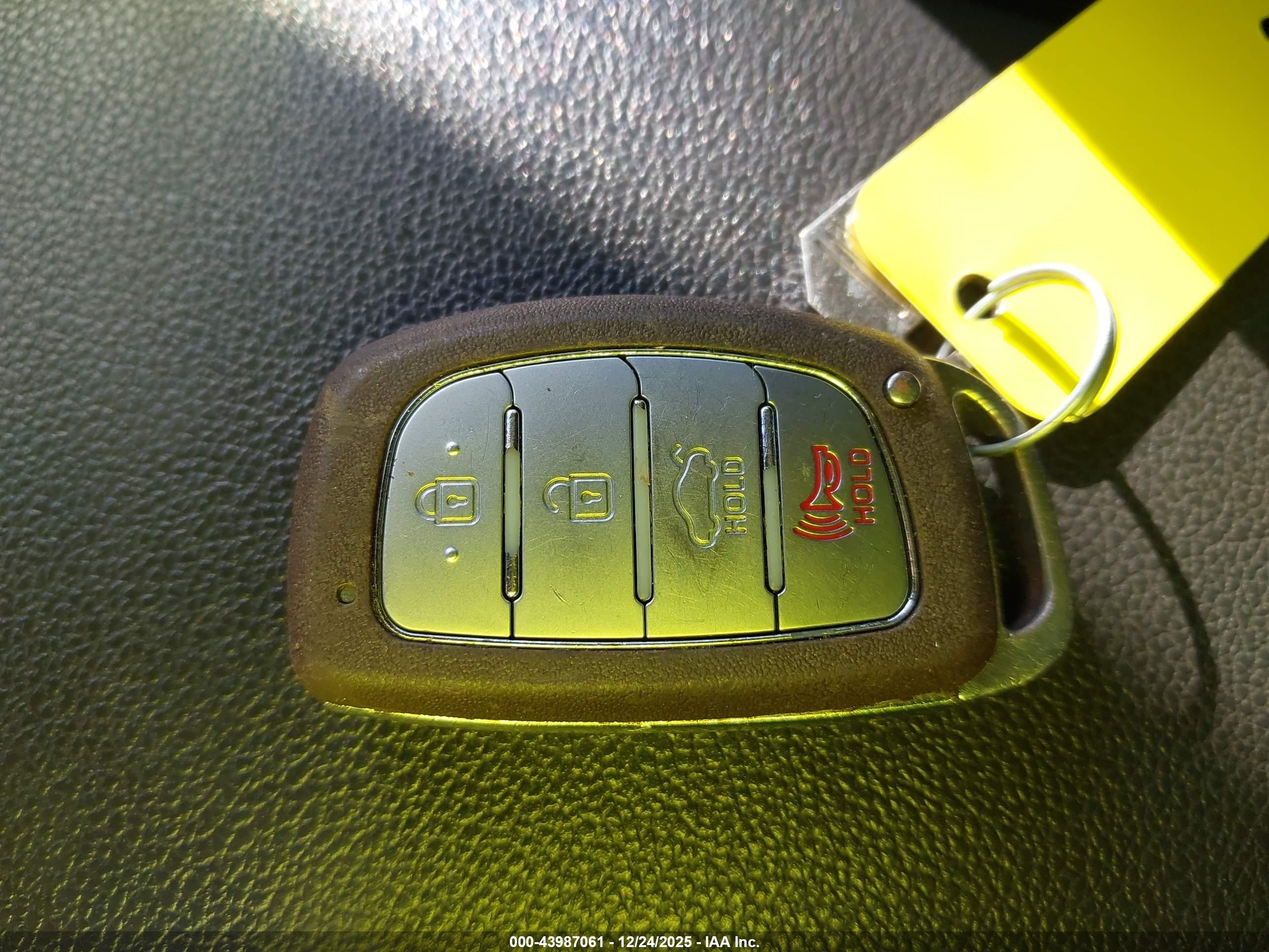 HYUNDAI ELANTRA image 11