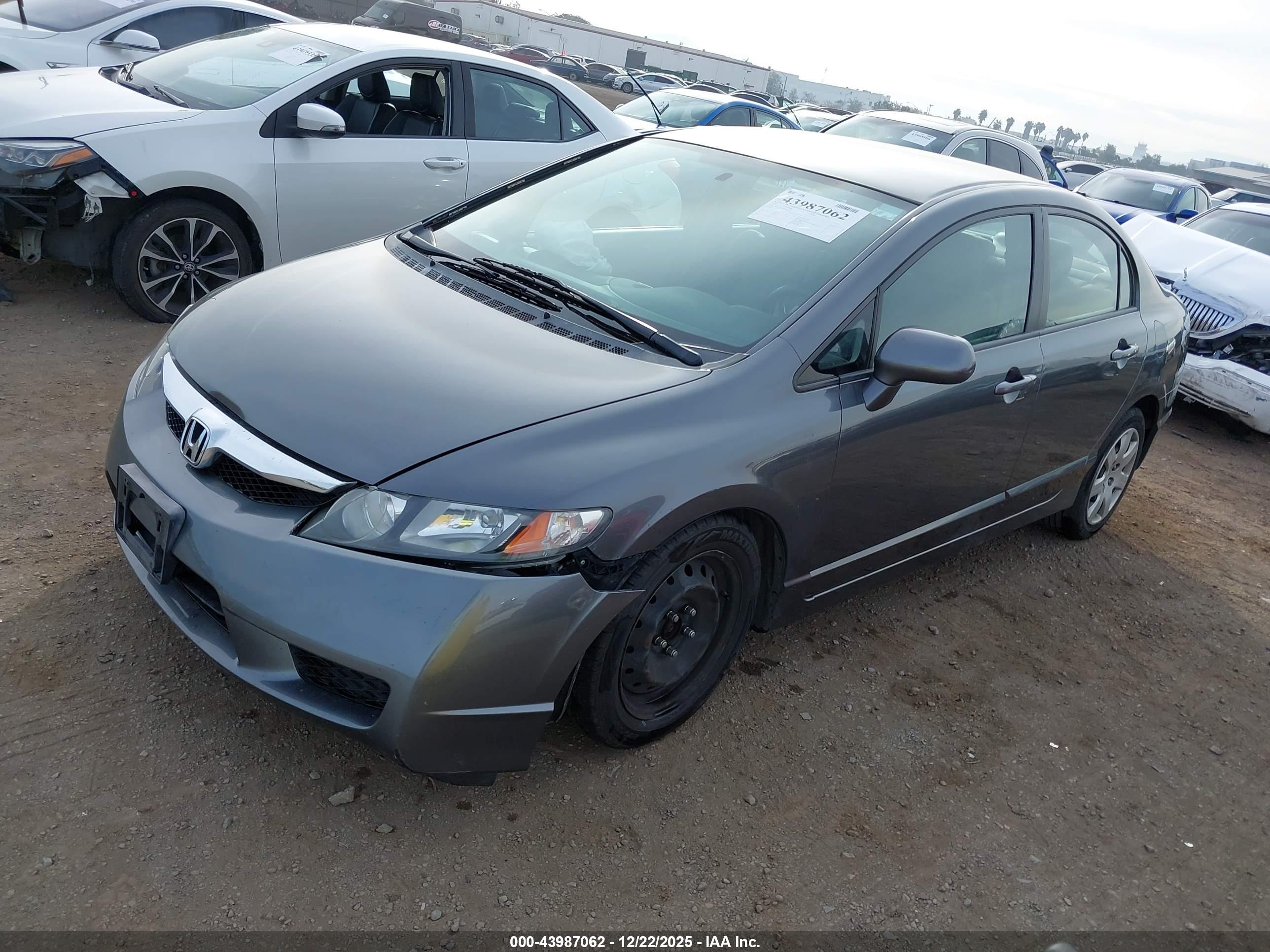 HONDA CIVIC image 2