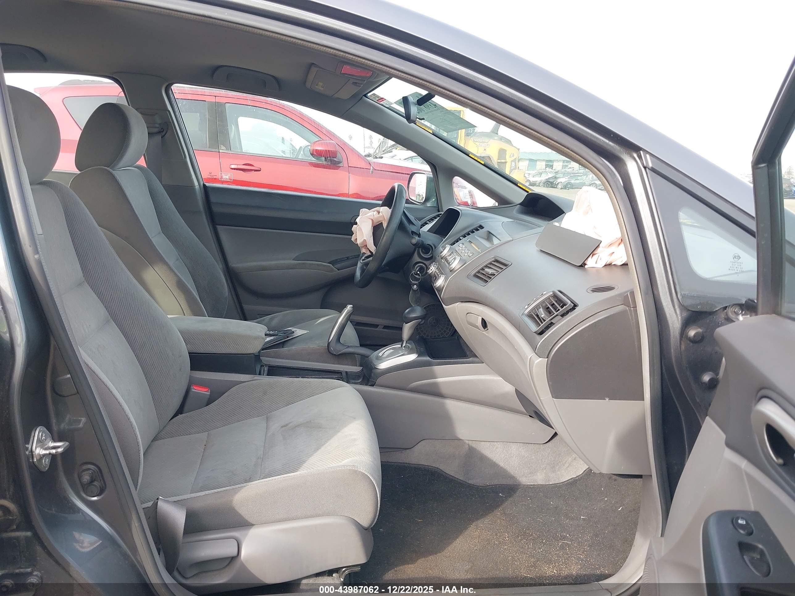 HONDA CIVIC image 5