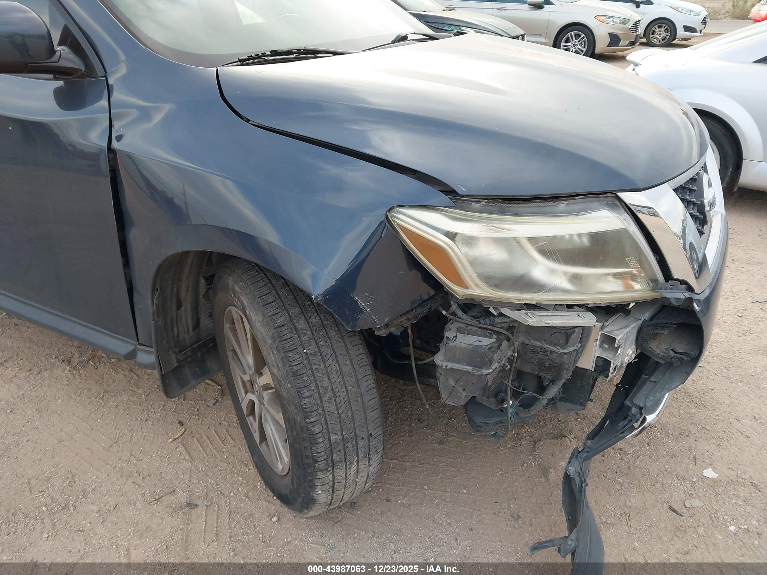 NISSAN PATHFINDER image 6