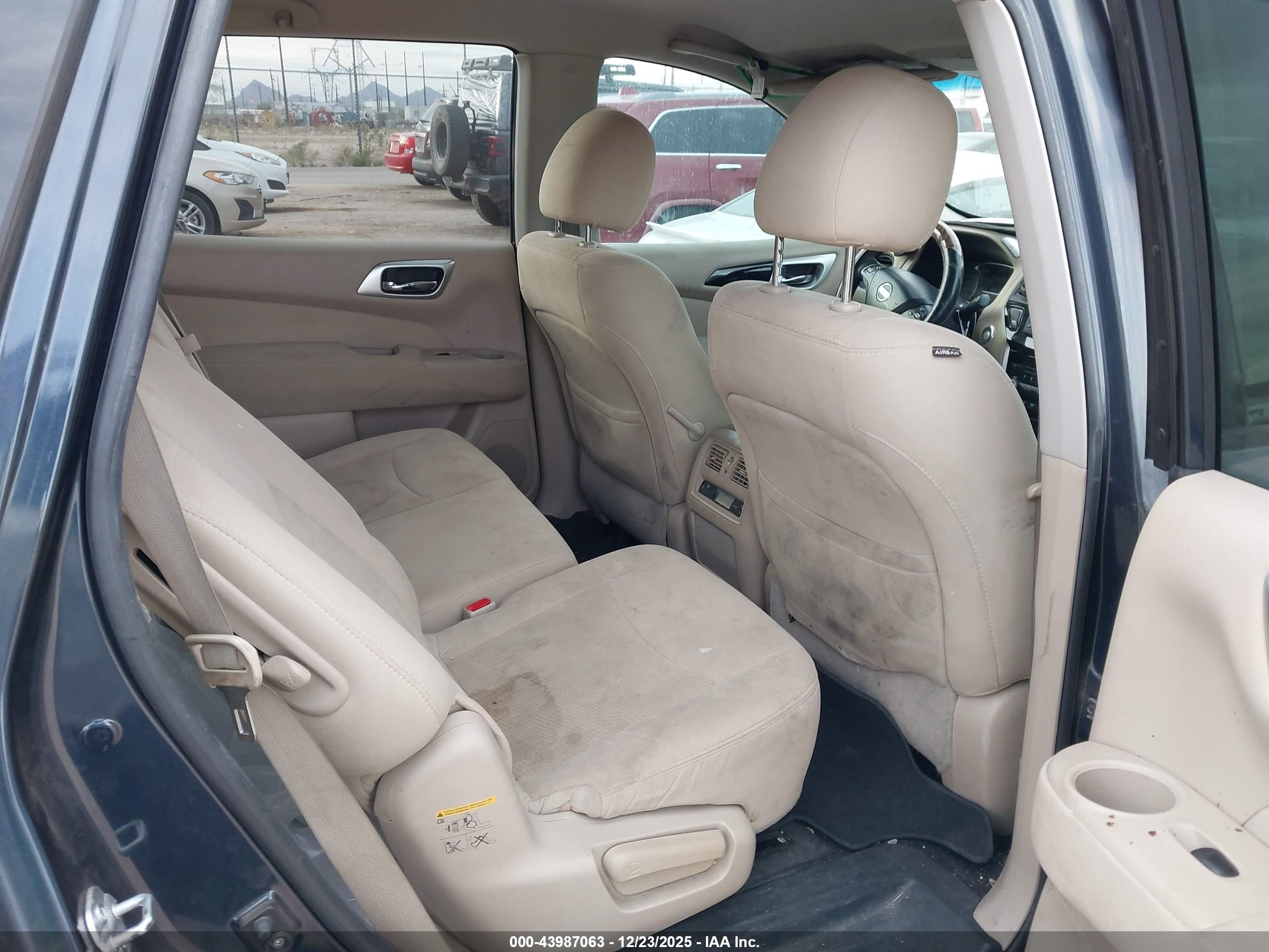 NISSAN PATHFINDER image 8