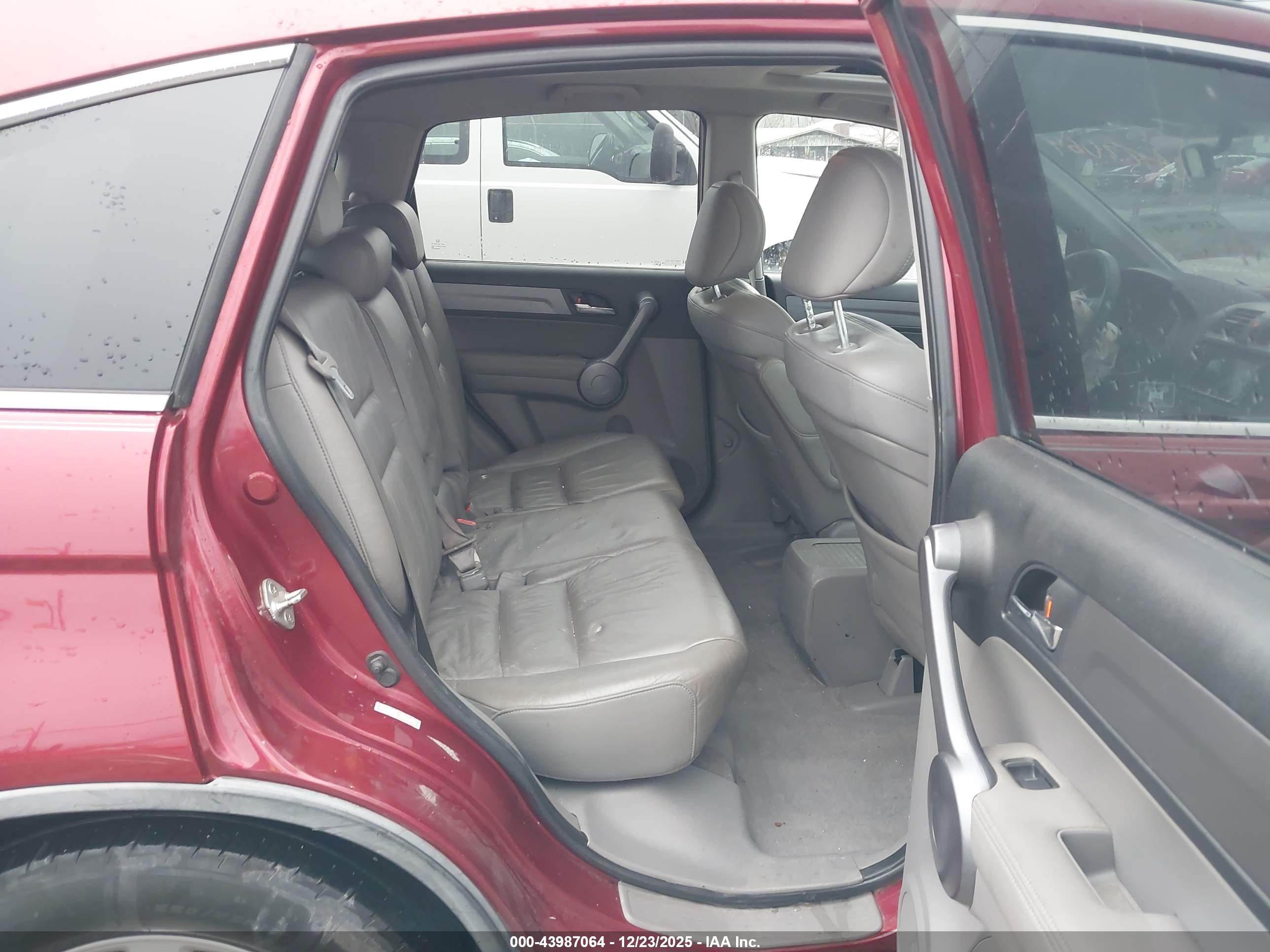 HONDA CR-V image 8