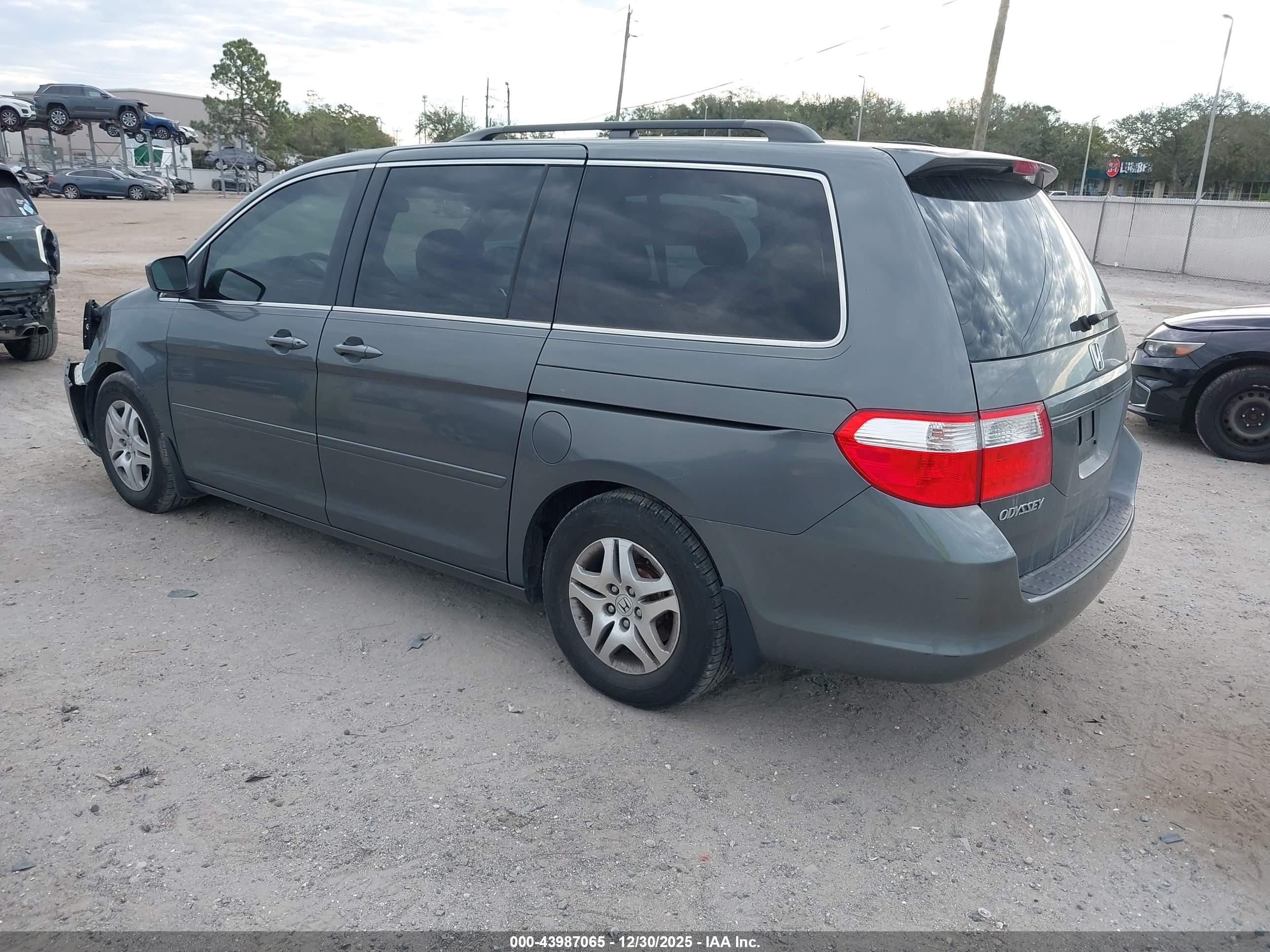 HONDA ODYSSEY image 3