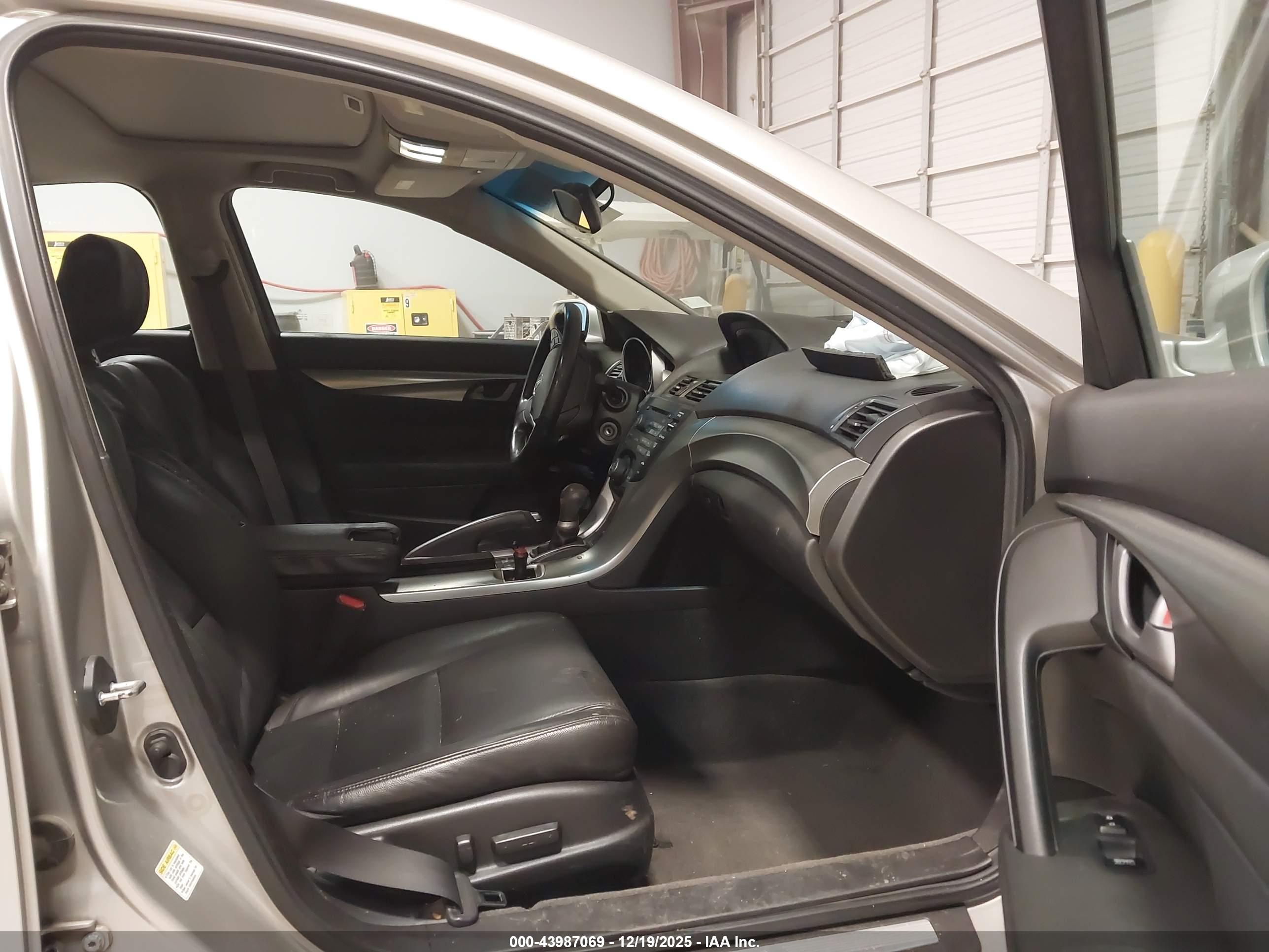 ACURA TL image 5
