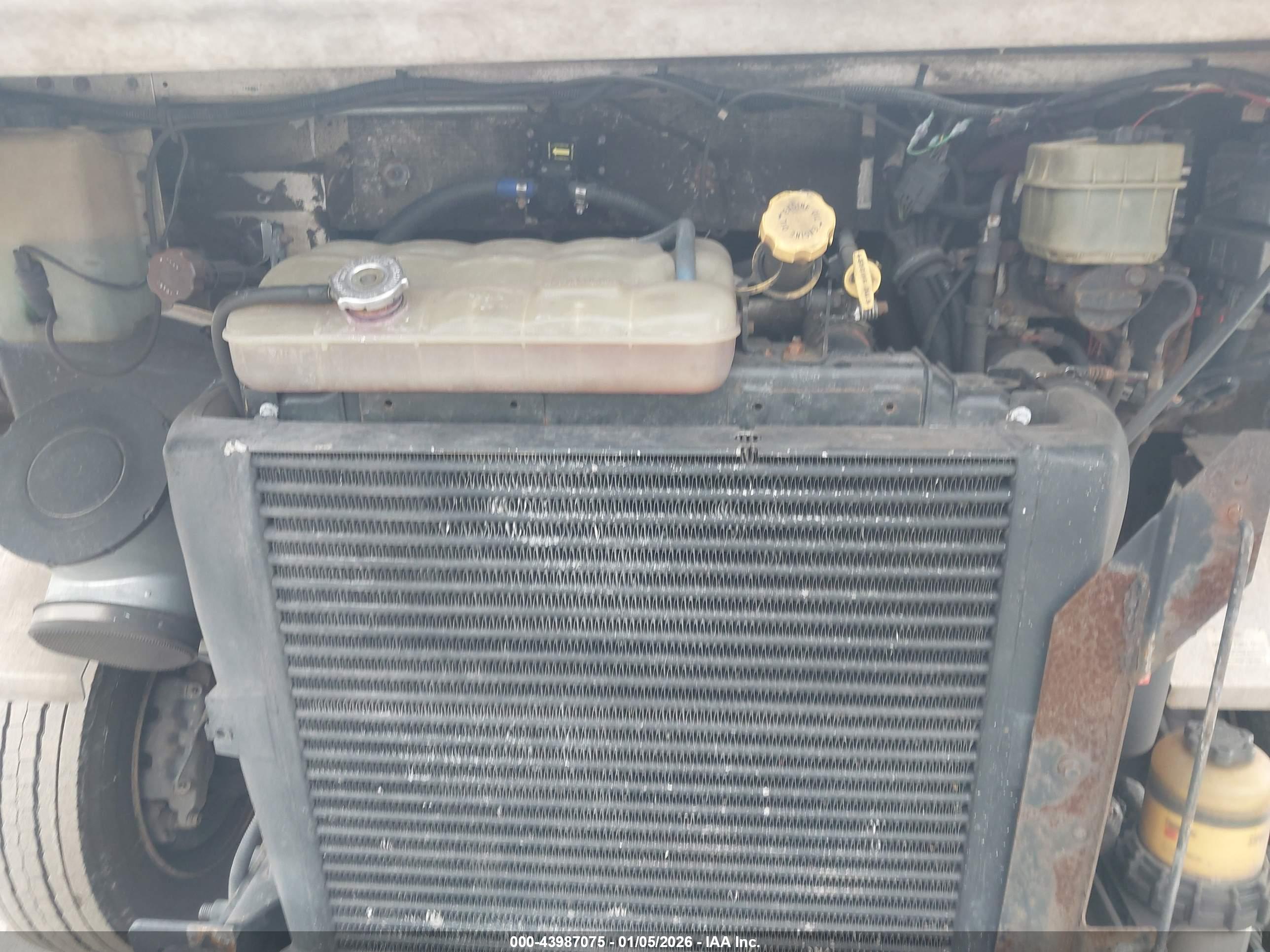 FREIGHTLINER CHASSIS image 10