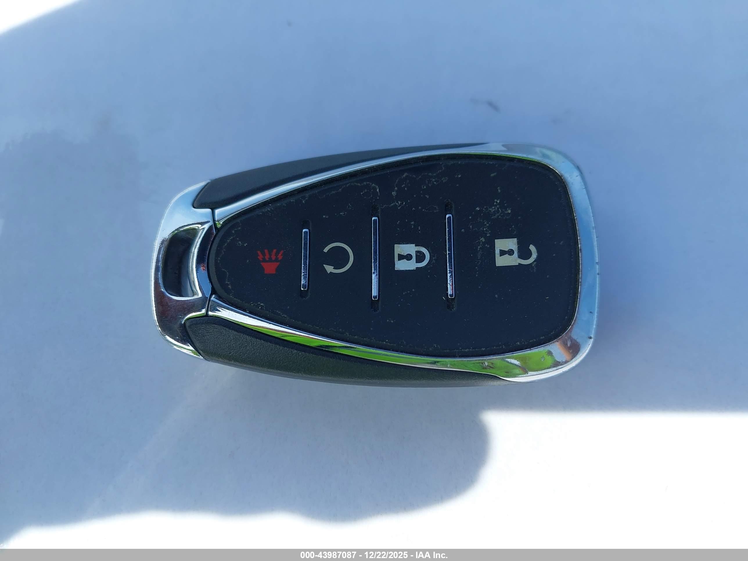 CHEVROLET TRAX image 11