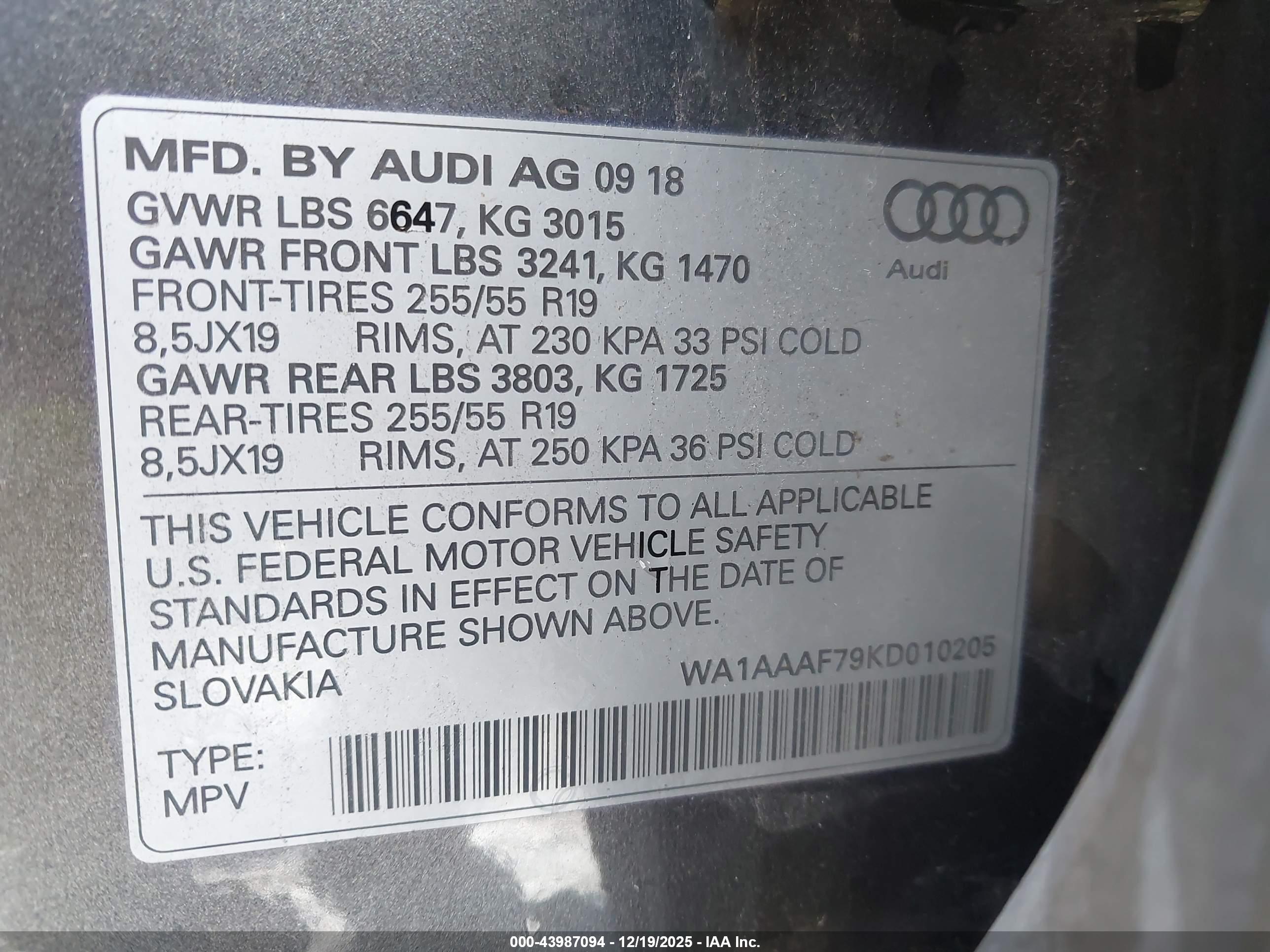 AUDI Q7 image 9