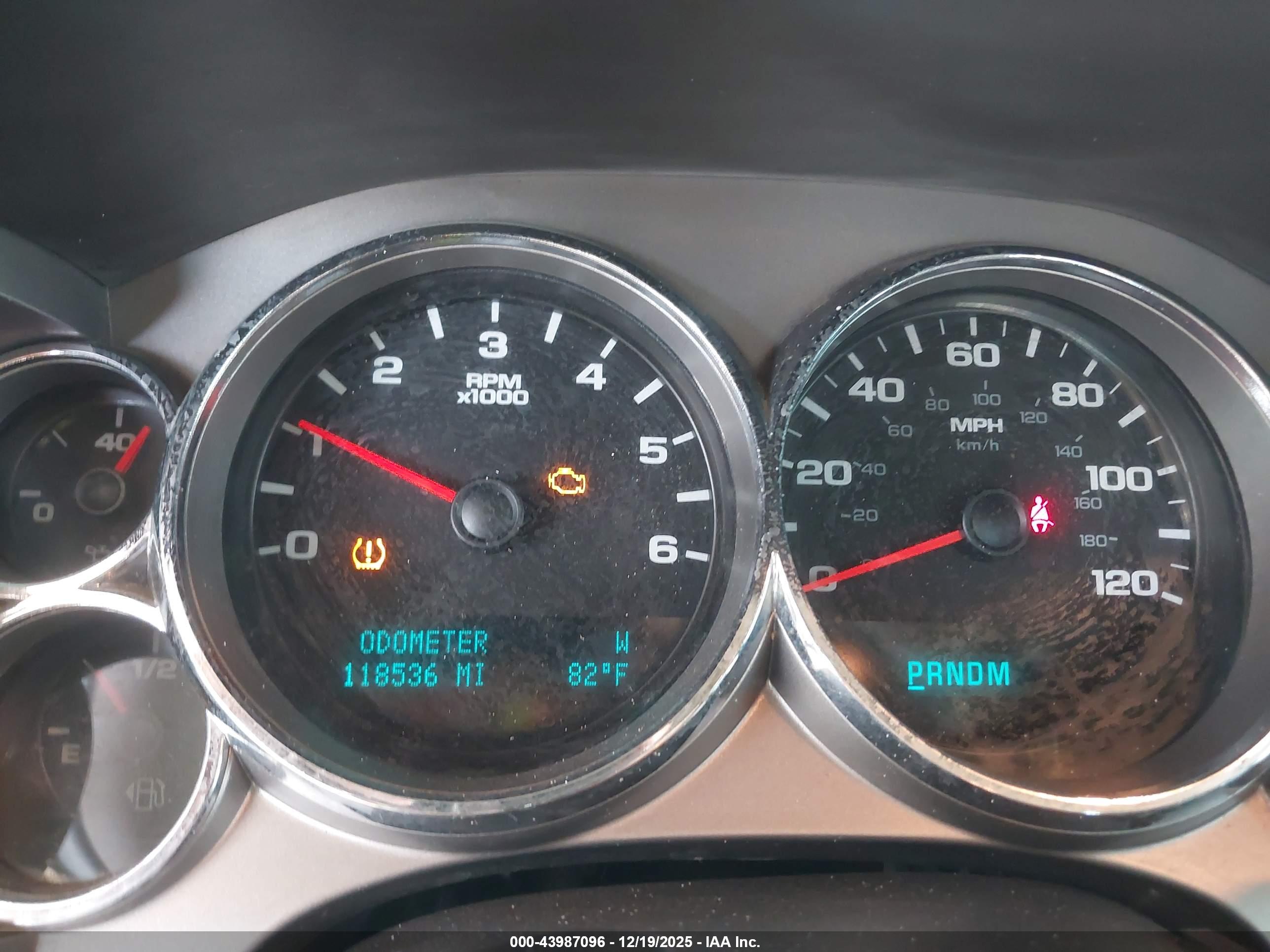 GMC SIERRA image 7