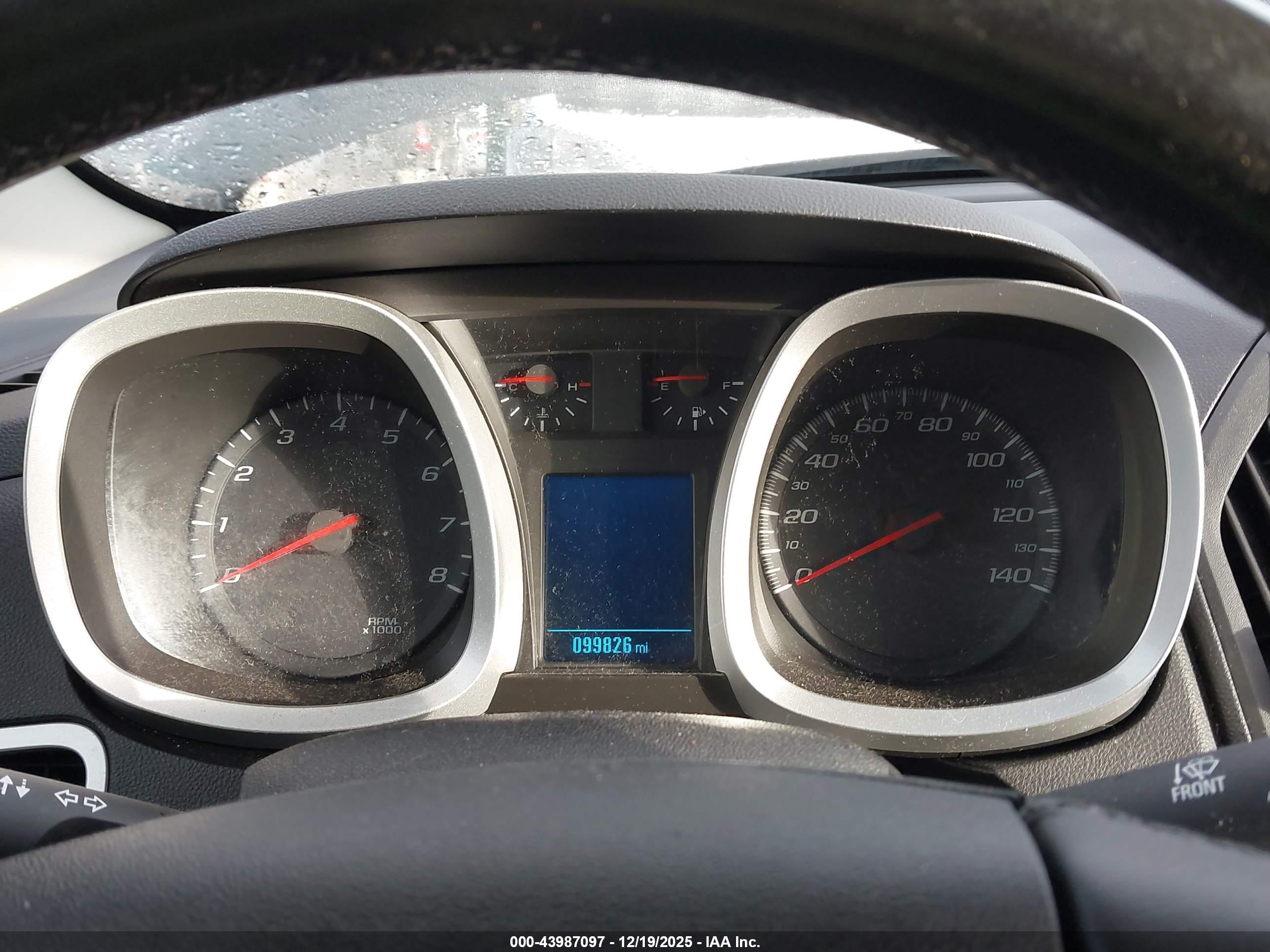 CHEVROLET EQUINOX image 7