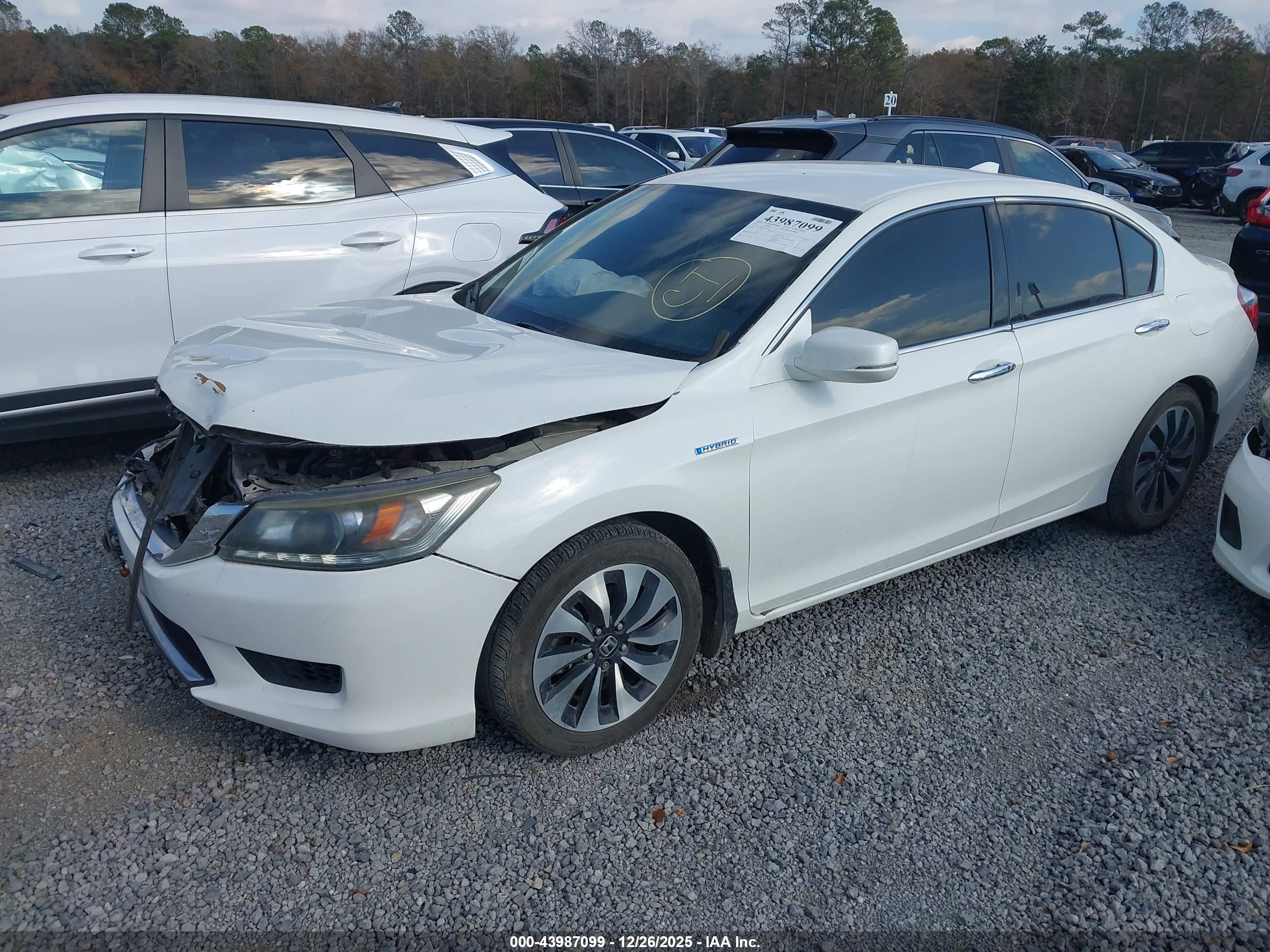 HONDA ACCORD image 2