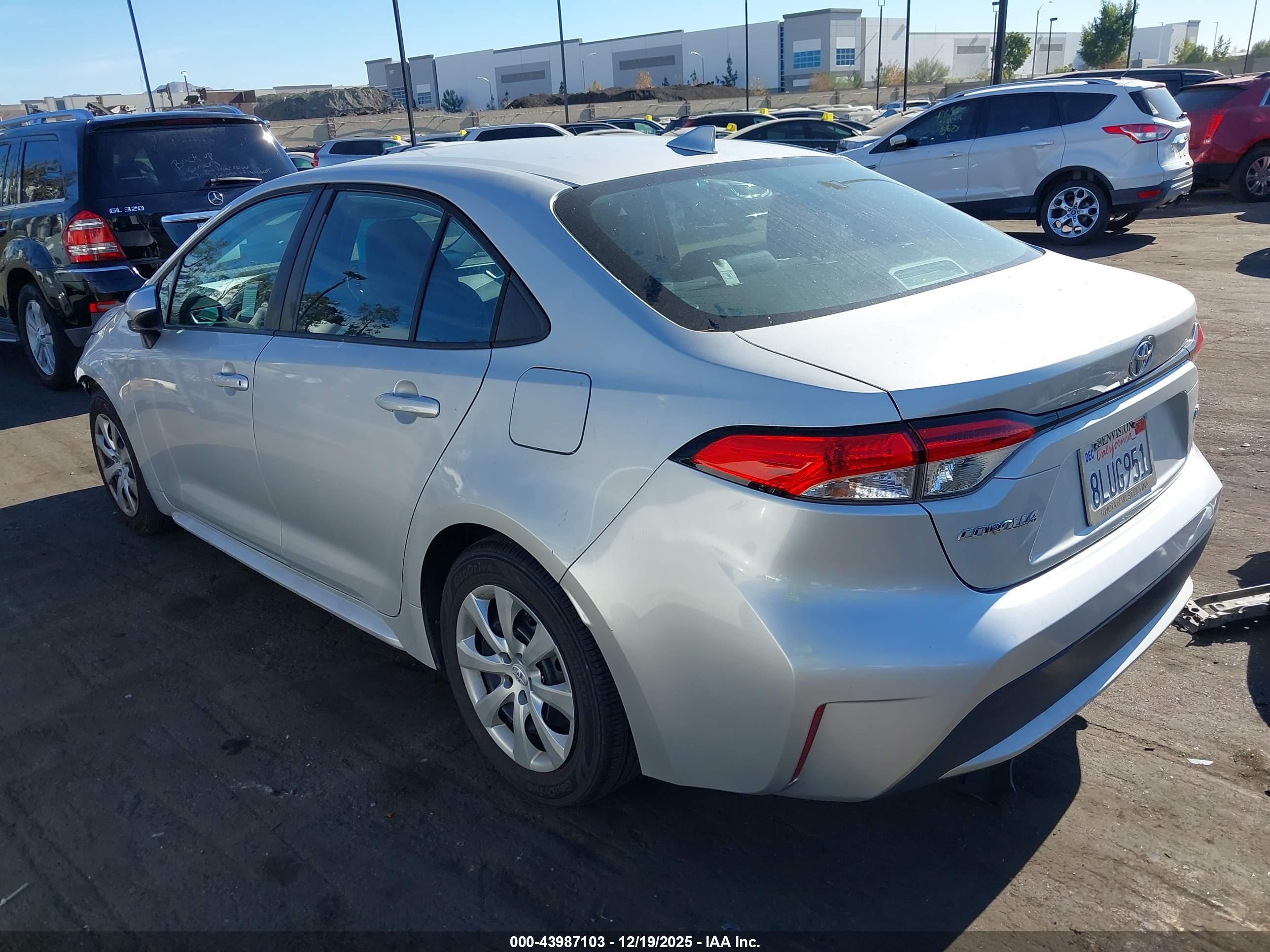 TOYOTA COROLLA image 3