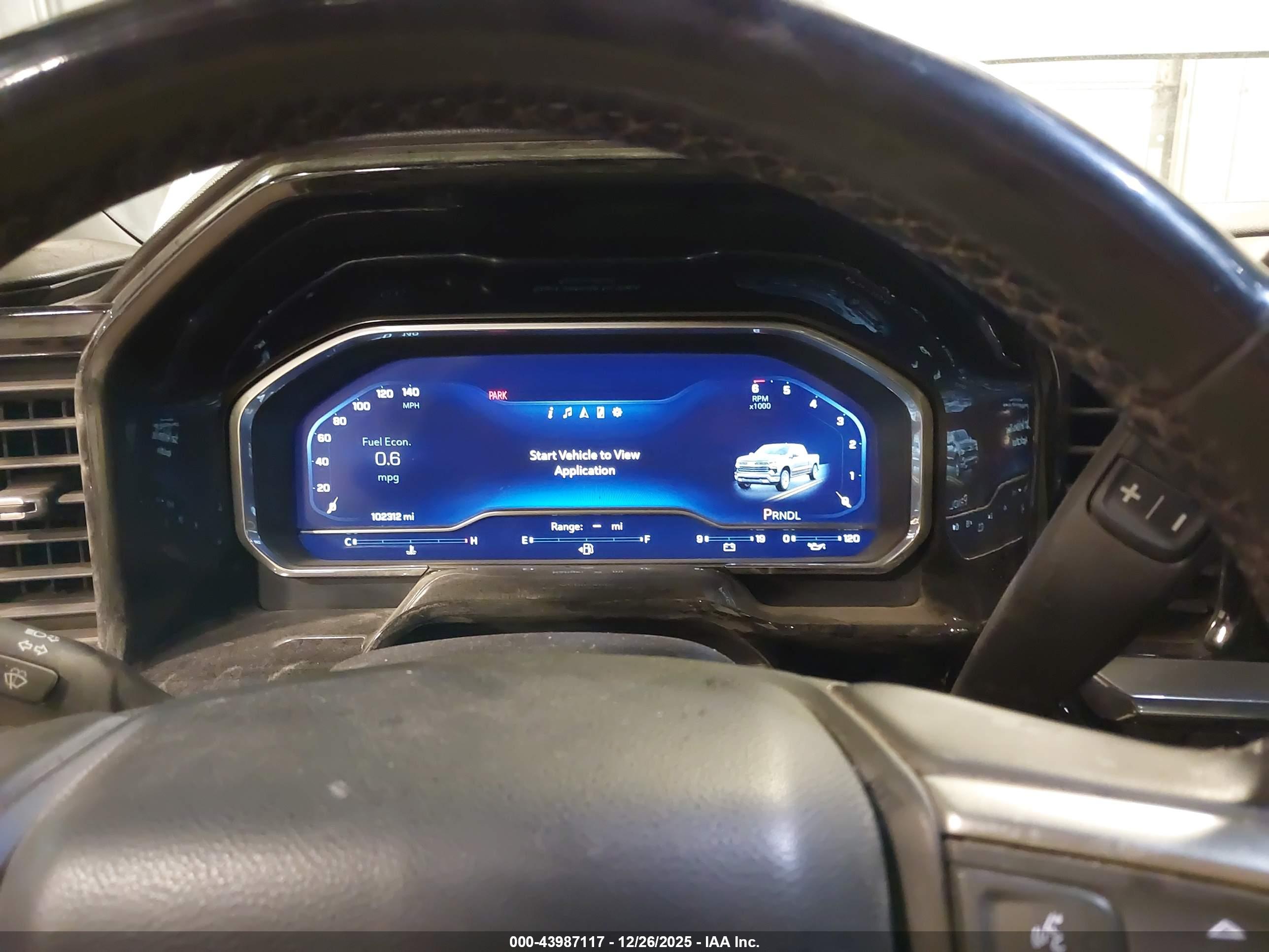CHEVROLET SILVERADO image 7