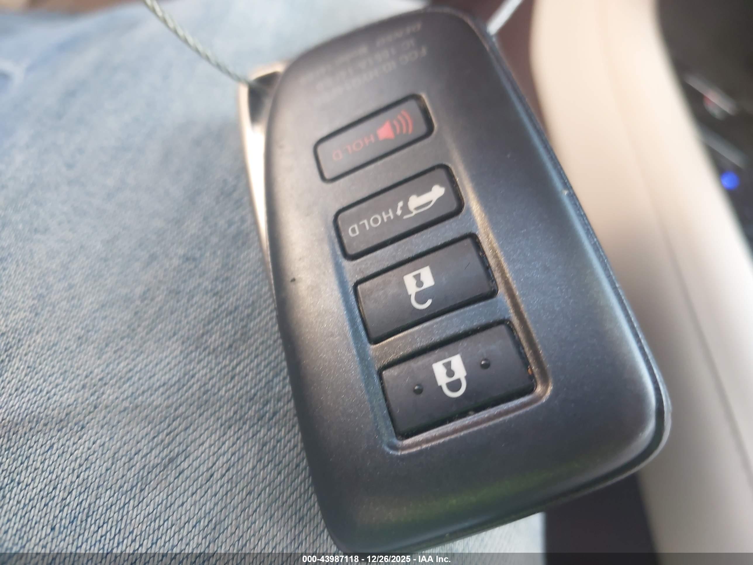 LEXUS RX image 11