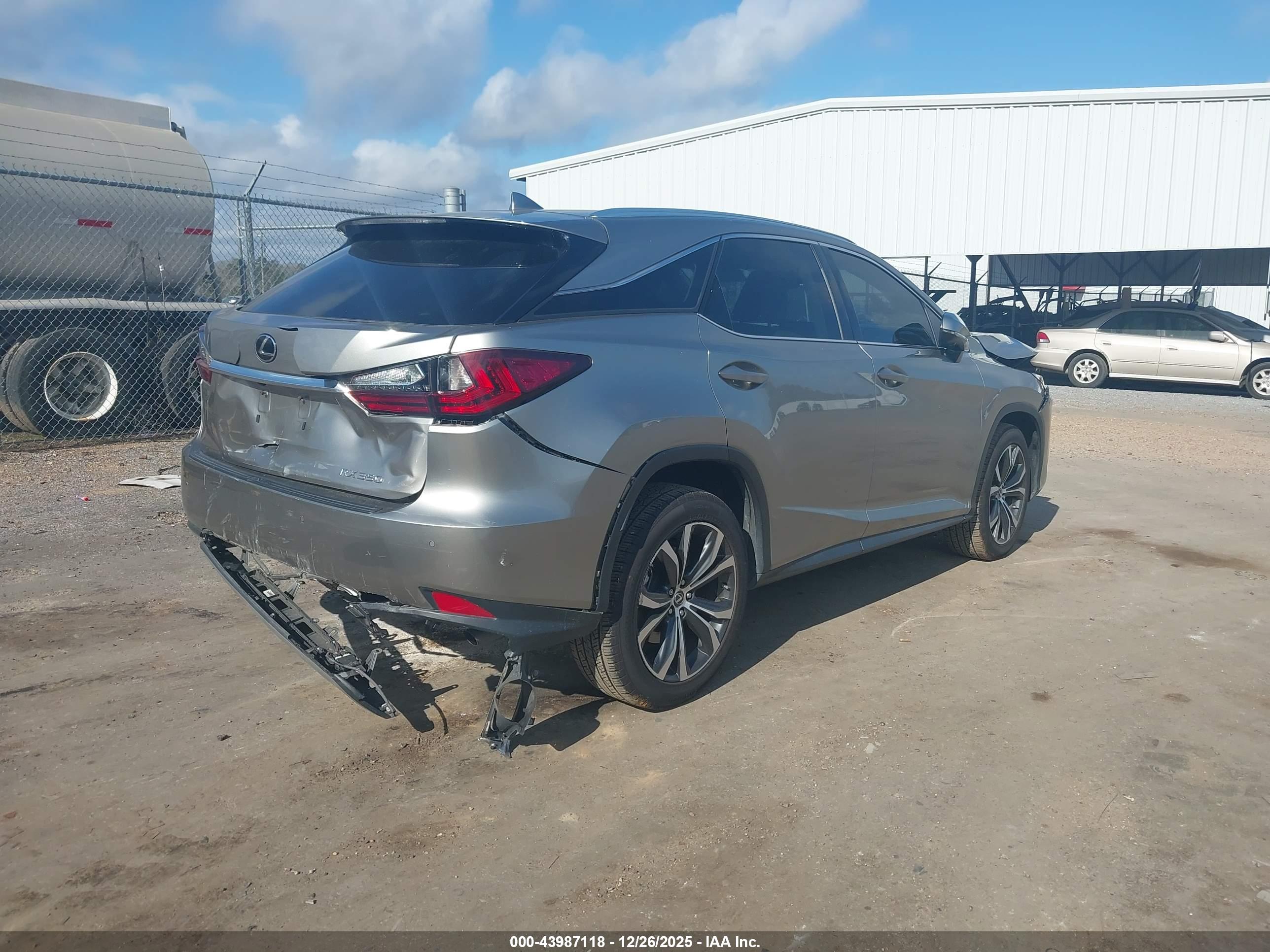 LEXUS RX image 4