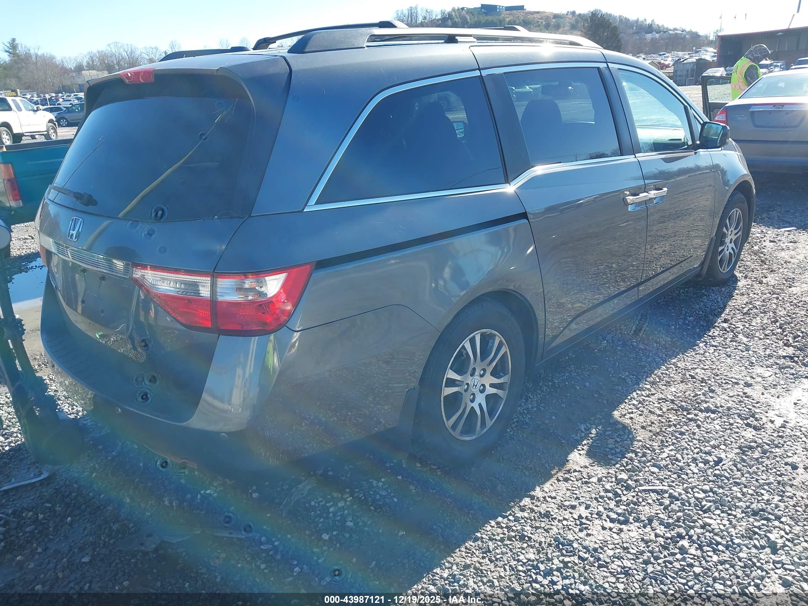 HONDA ODYSSEY image 4