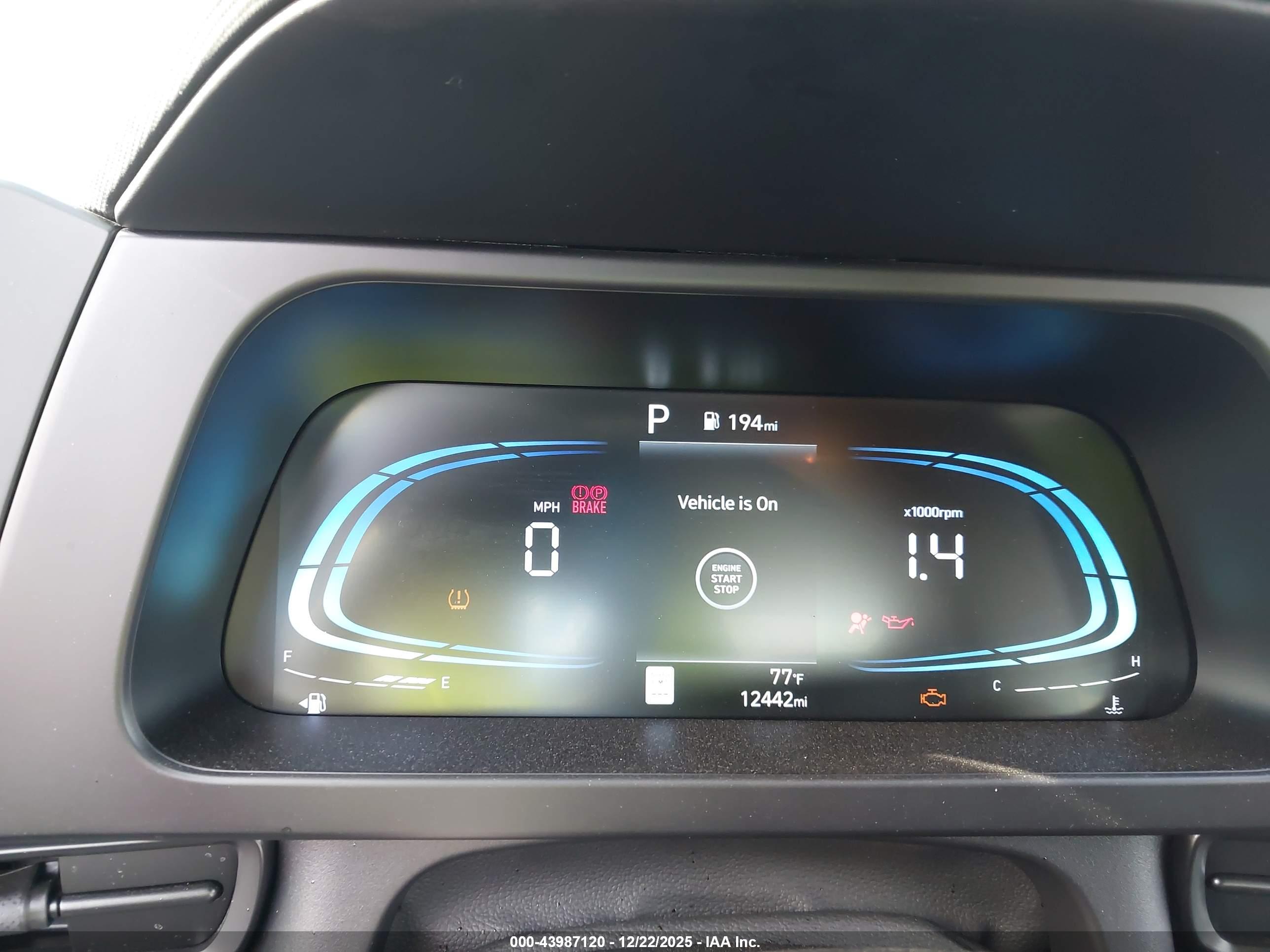 HYUNDAI ELANTRA image 7