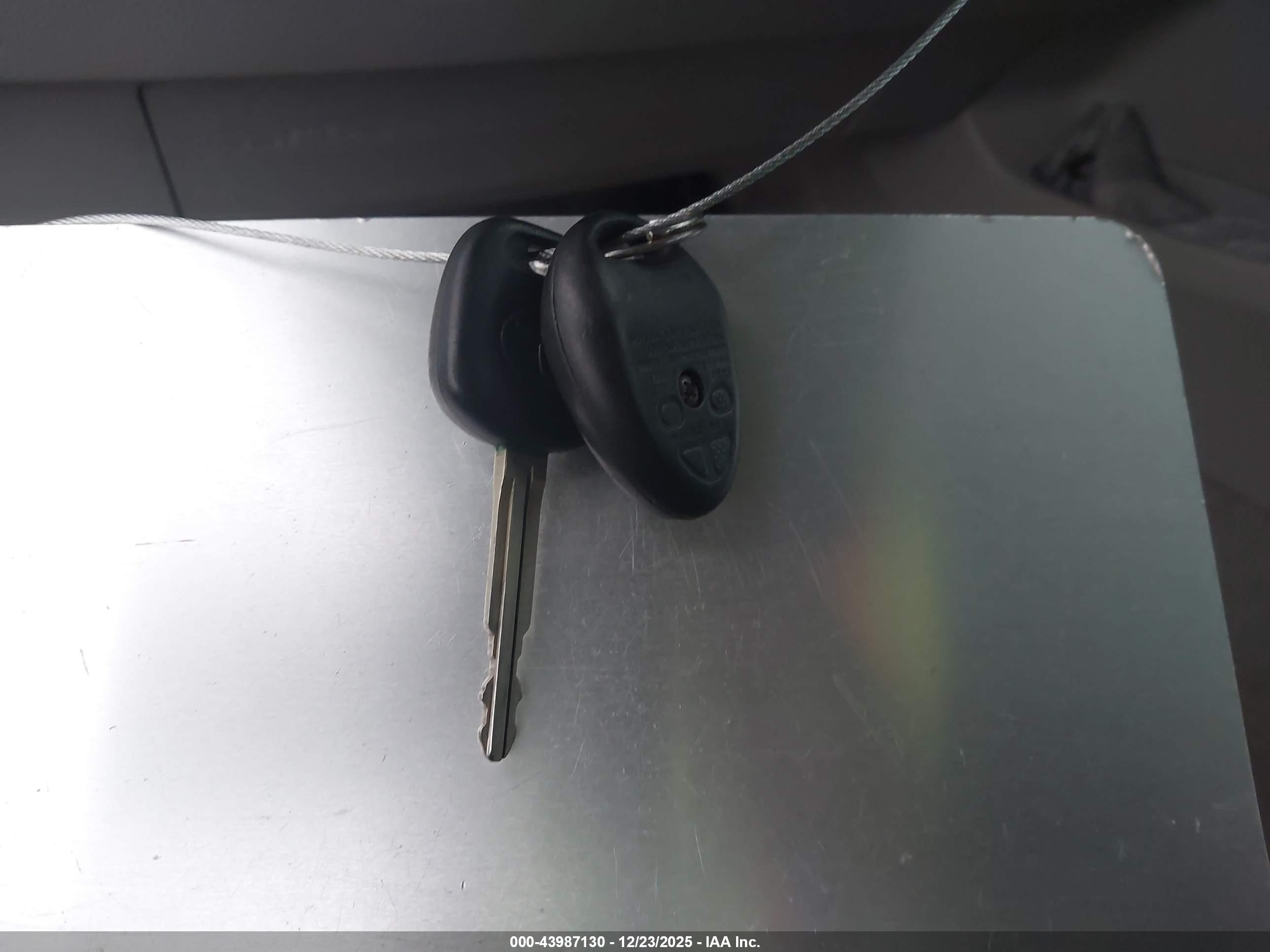 TOYOTA CAMRY image 11